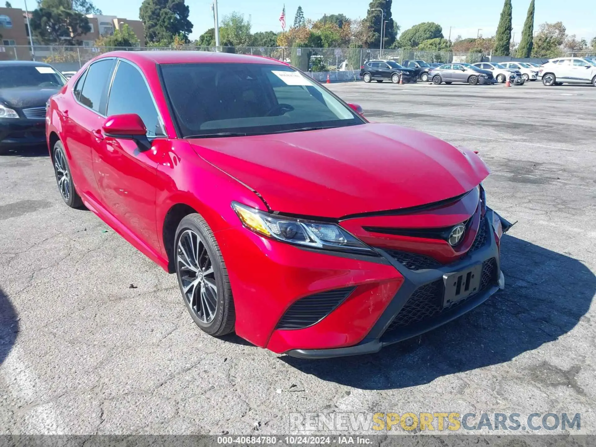 1 Photograph of a damaged car 4T1G11AKXLU323272 TOYOTA CAMRY 2020