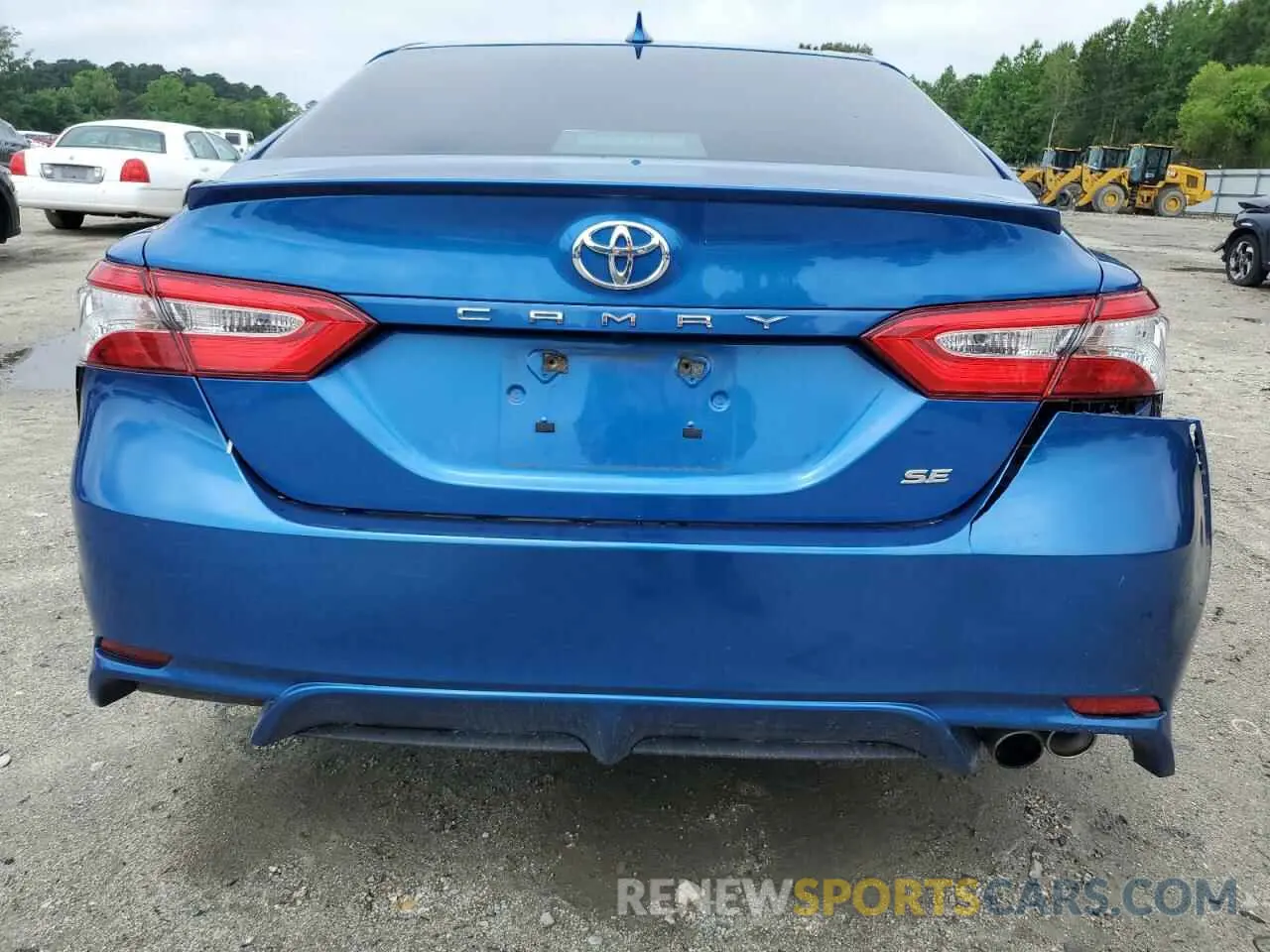 6 Photograph of a damaged car 4T1G11AKXLU327421 TOYOTA CAMRY 2020