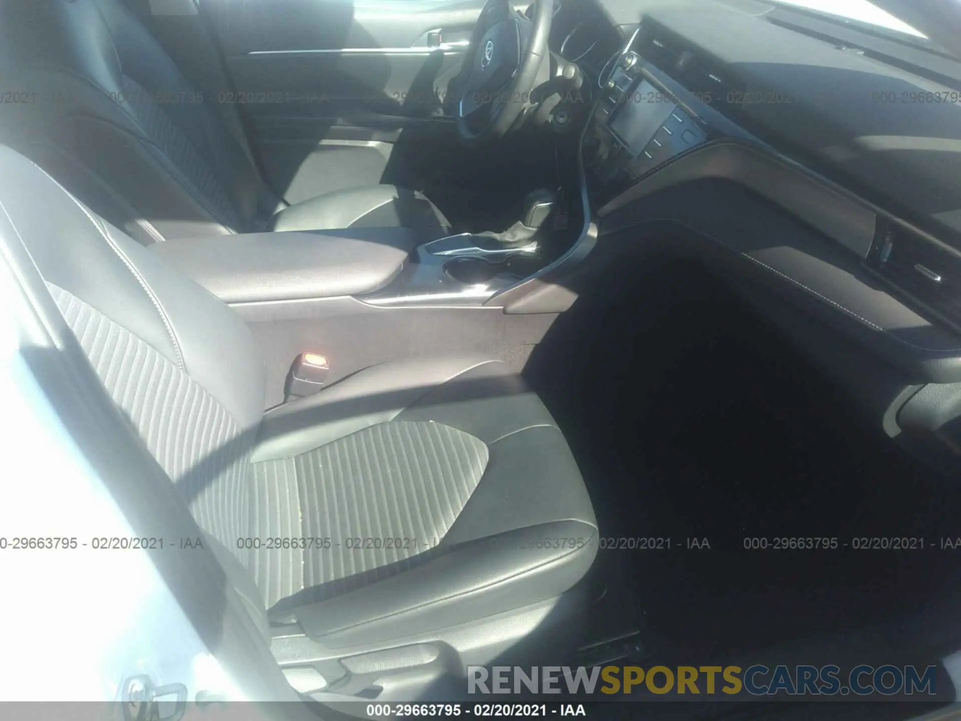 5 Photograph of a damaged car 4T1G11AKXLU336734 TOYOTA CAMRY 2020