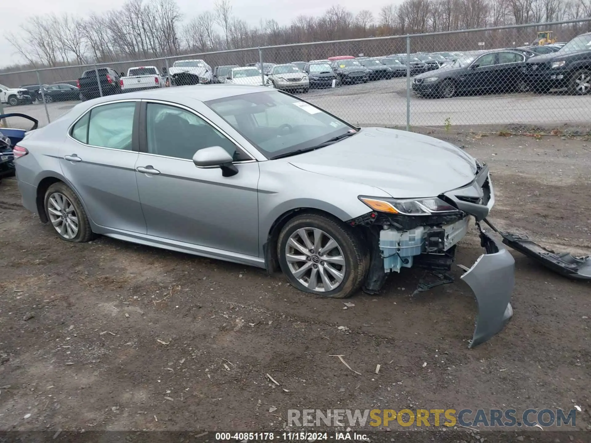 1 Photograph of a damaged car 4T1G11AKXLU377381 TOYOTA CAMRY 2020
