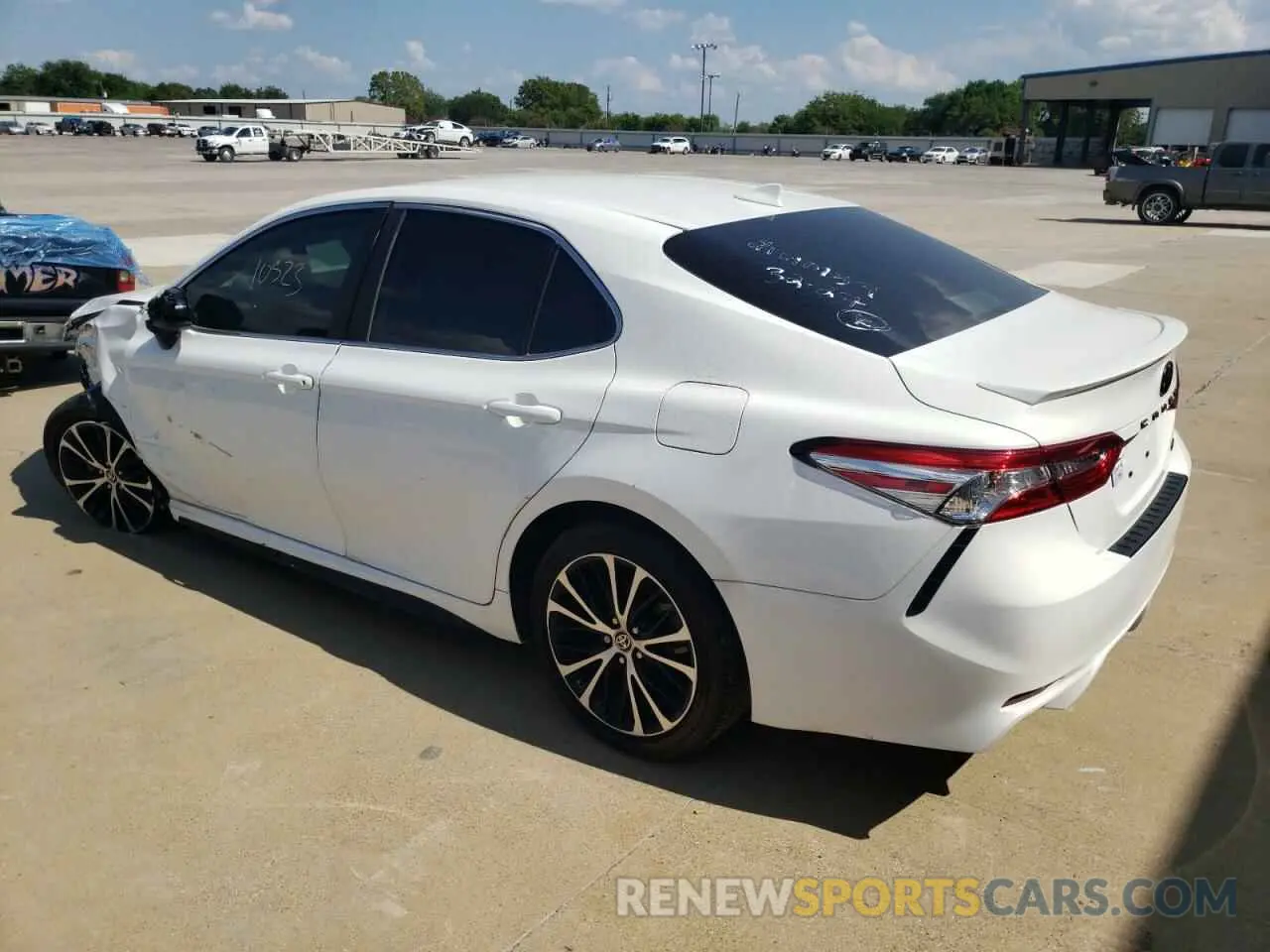 2 Photograph of a damaged car 4T1G11AKXLU388980 TOYOTA CAMRY 2020