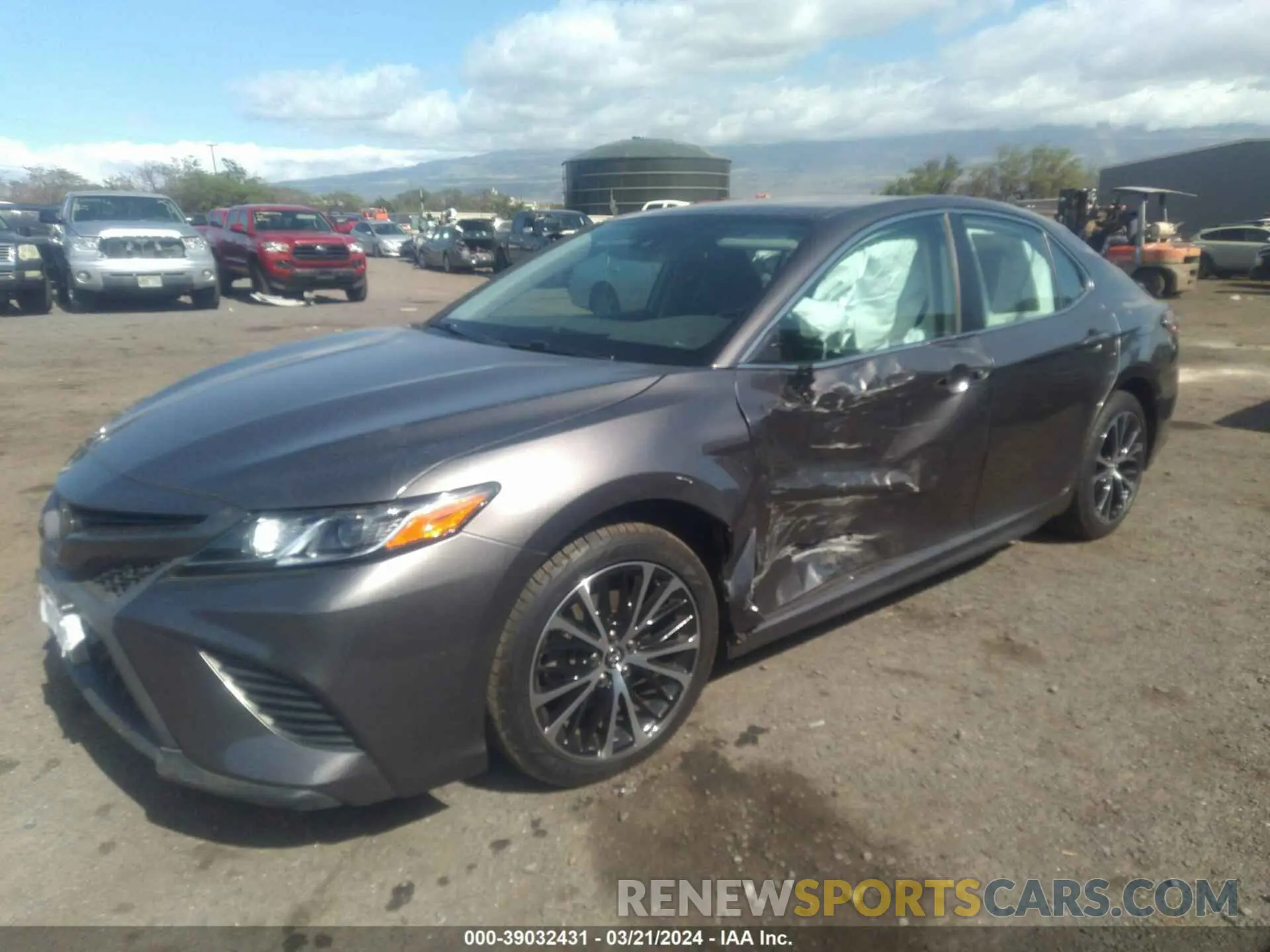6 Фотография поврежденного автомобиля 4T1G11AKXLU866766 TOYOTA CAMRY 2020
