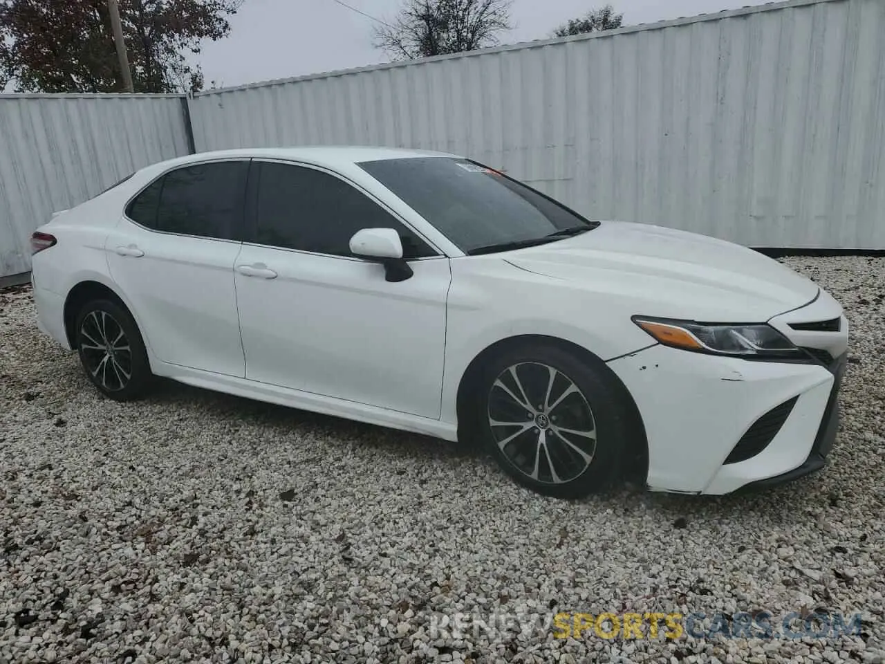 4 Photograph of a damaged car 4T1G11AKXLU890016 TOYOTA CAMRY 2020