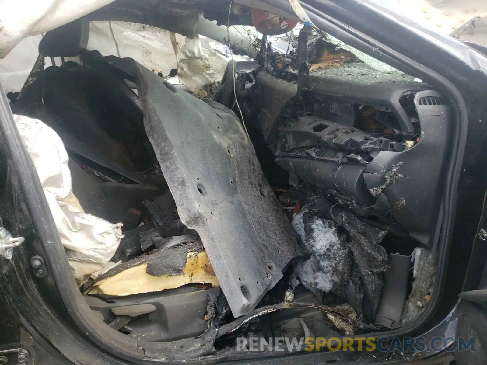 5 Photograph of a damaged car 4T1G11AKXLU897290 TOYOTA CAMRY 2020