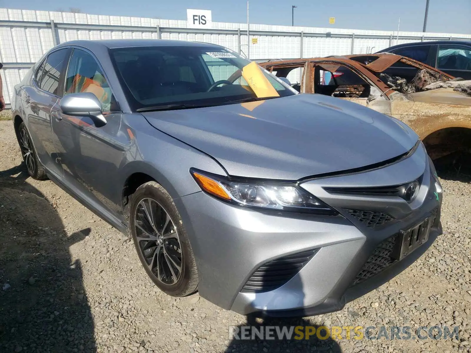 1 Photograph of a damaged car 4T1G11AKXLU905274 TOYOTA CAMRY 2020