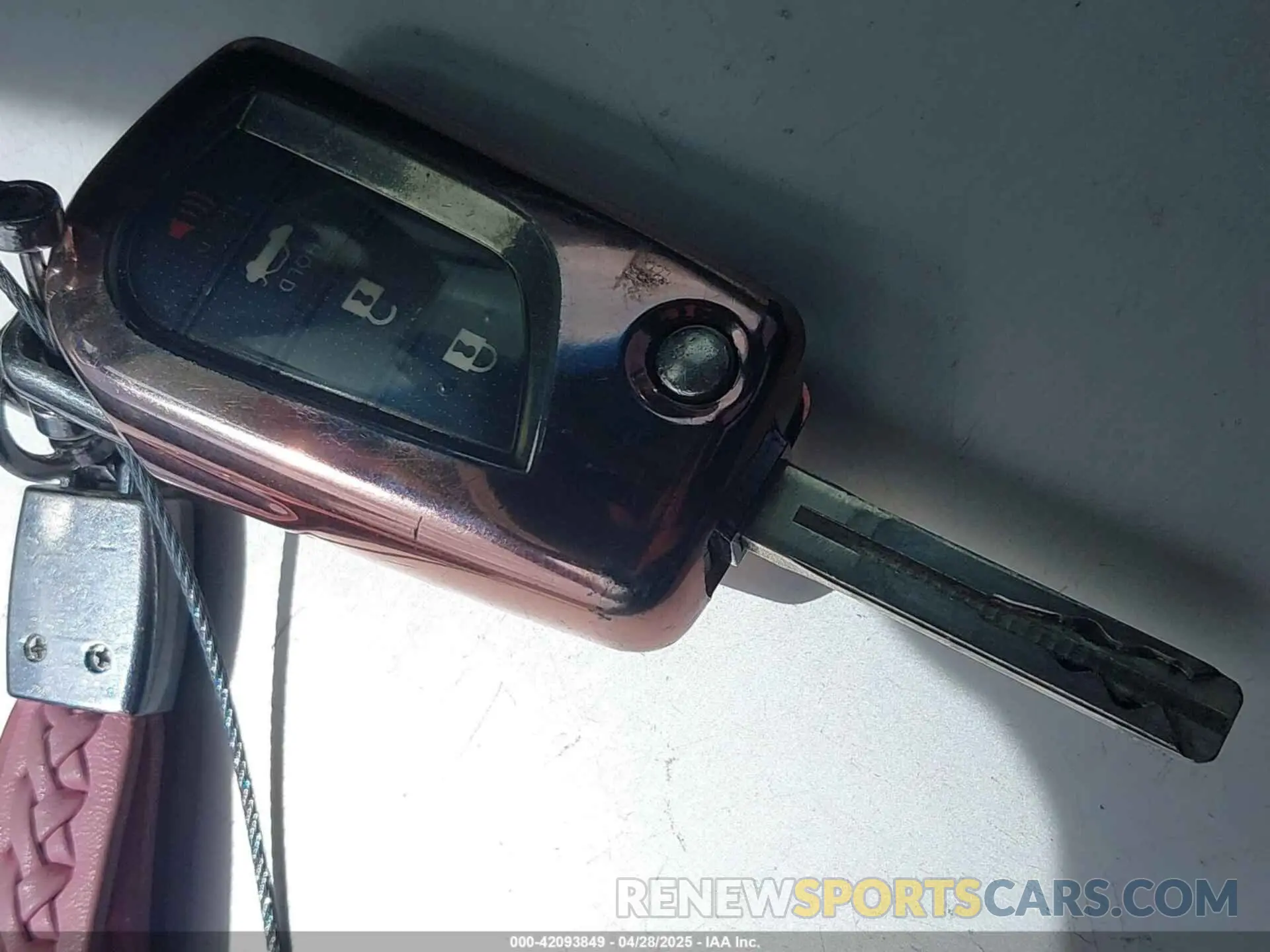 11 Photograph of a damaged car 4T1G11AKXLU908241 TOYOTA CAMRY 2020