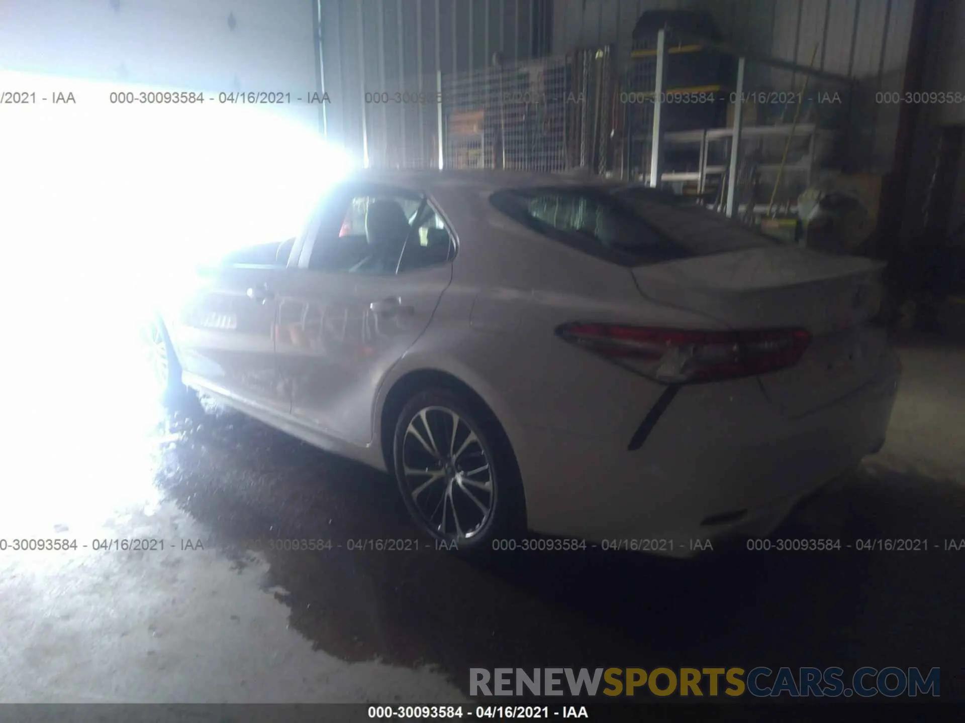 3 Photograph of a damaged car 4T1G11AKXLU910779 TOYOTA CAMRY 2020