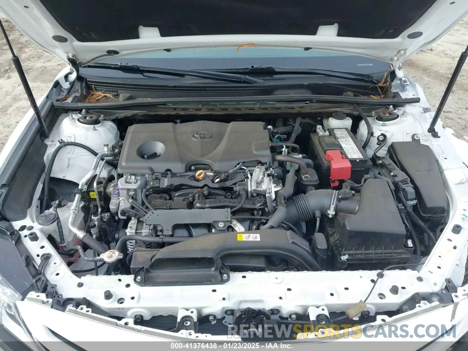 10 Photograph of a damaged car 4T1G11AKXLU920633 TOYOTA CAMRY 2020