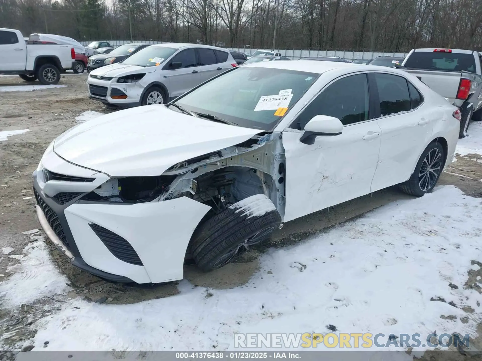2 Photograph of a damaged car 4T1G11AKXLU920633 TOYOTA CAMRY 2020
