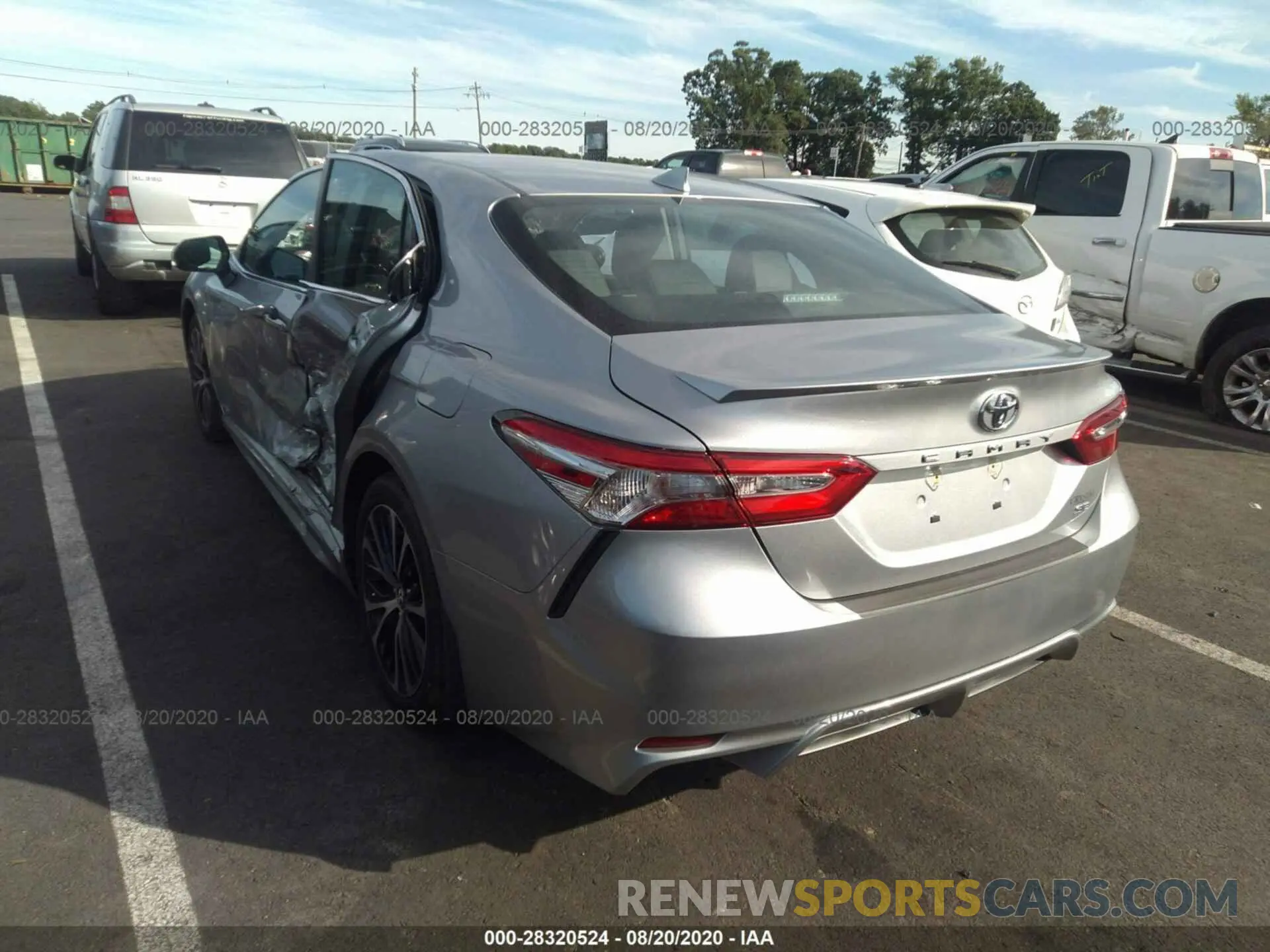 3 Photograph of a damaged car 4T1G11AKXLU926173 TOYOTA CAMRY 2020