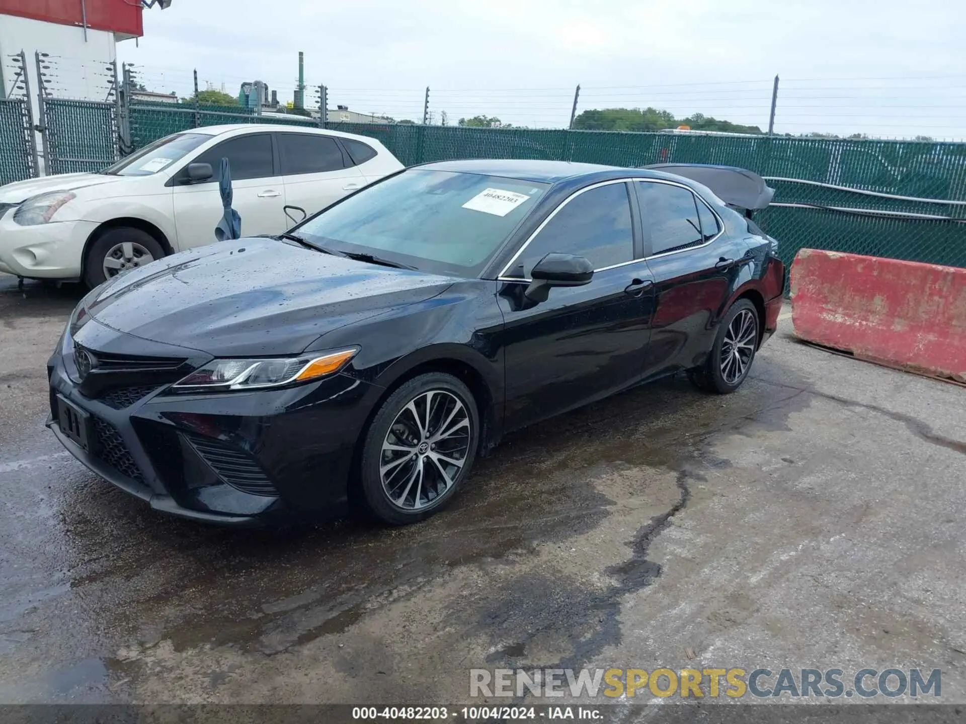 2 Photograph of a damaged car 4T1G11AKXLU964938 TOYOTA CAMRY 2020