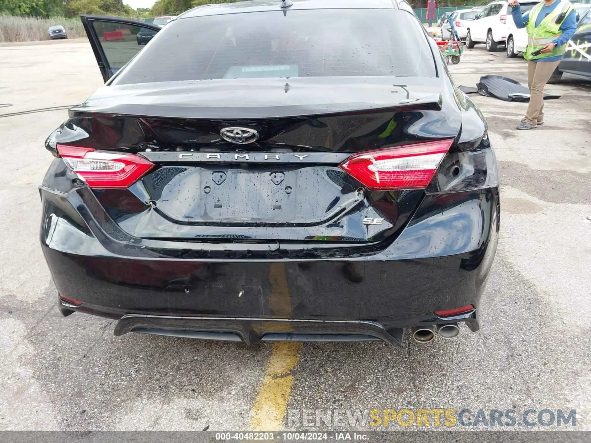 6 Photograph of a damaged car 4T1G11AKXLU964938 TOYOTA CAMRY 2020