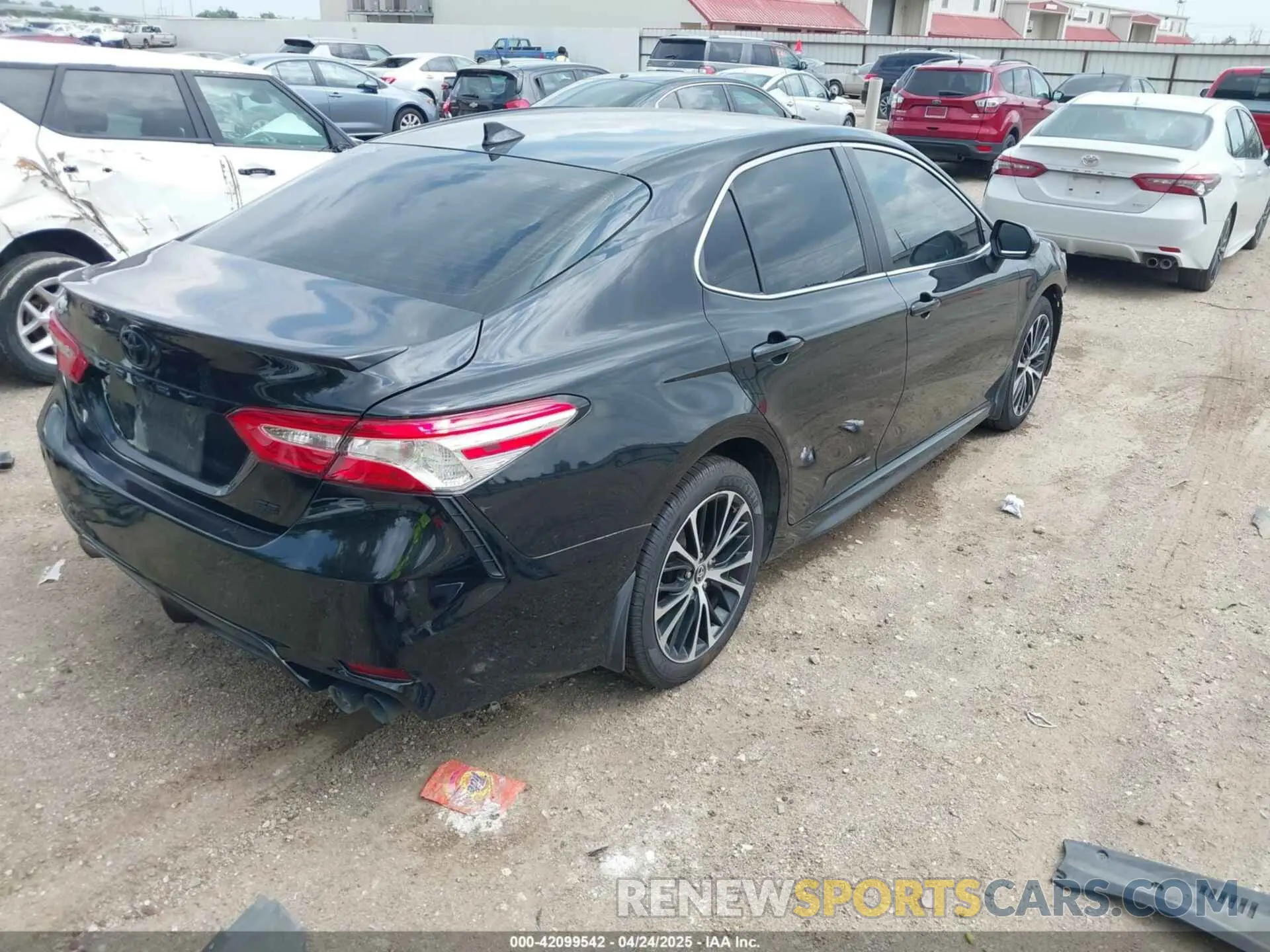 4 Photograph of a damaged car 4T1G11AKXLU965863 TOYOTA CAMRY 2020