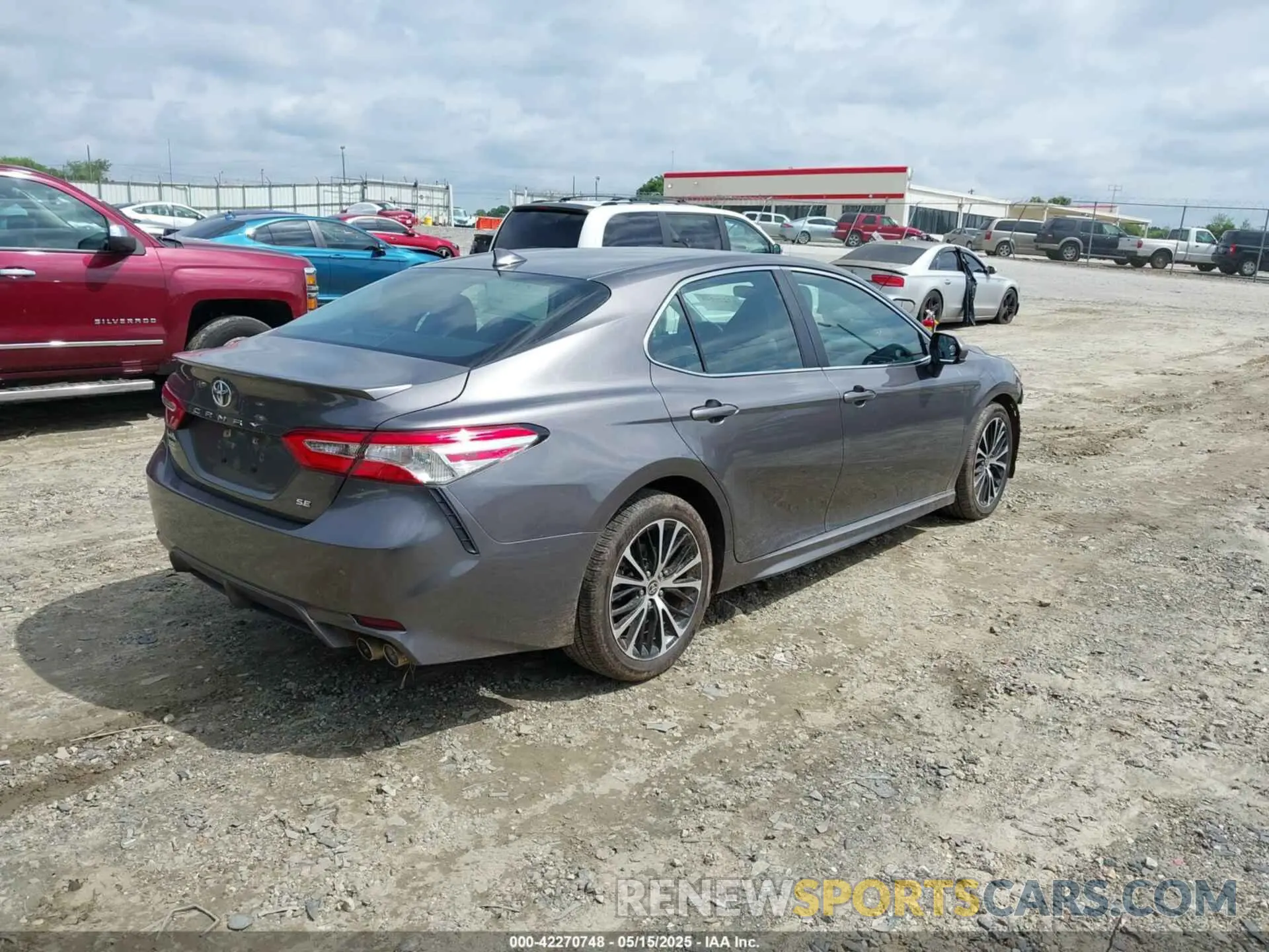4 Photograph of a damaged car 4T1G11AKXLU976202 TOYOTA CAMRY 2020