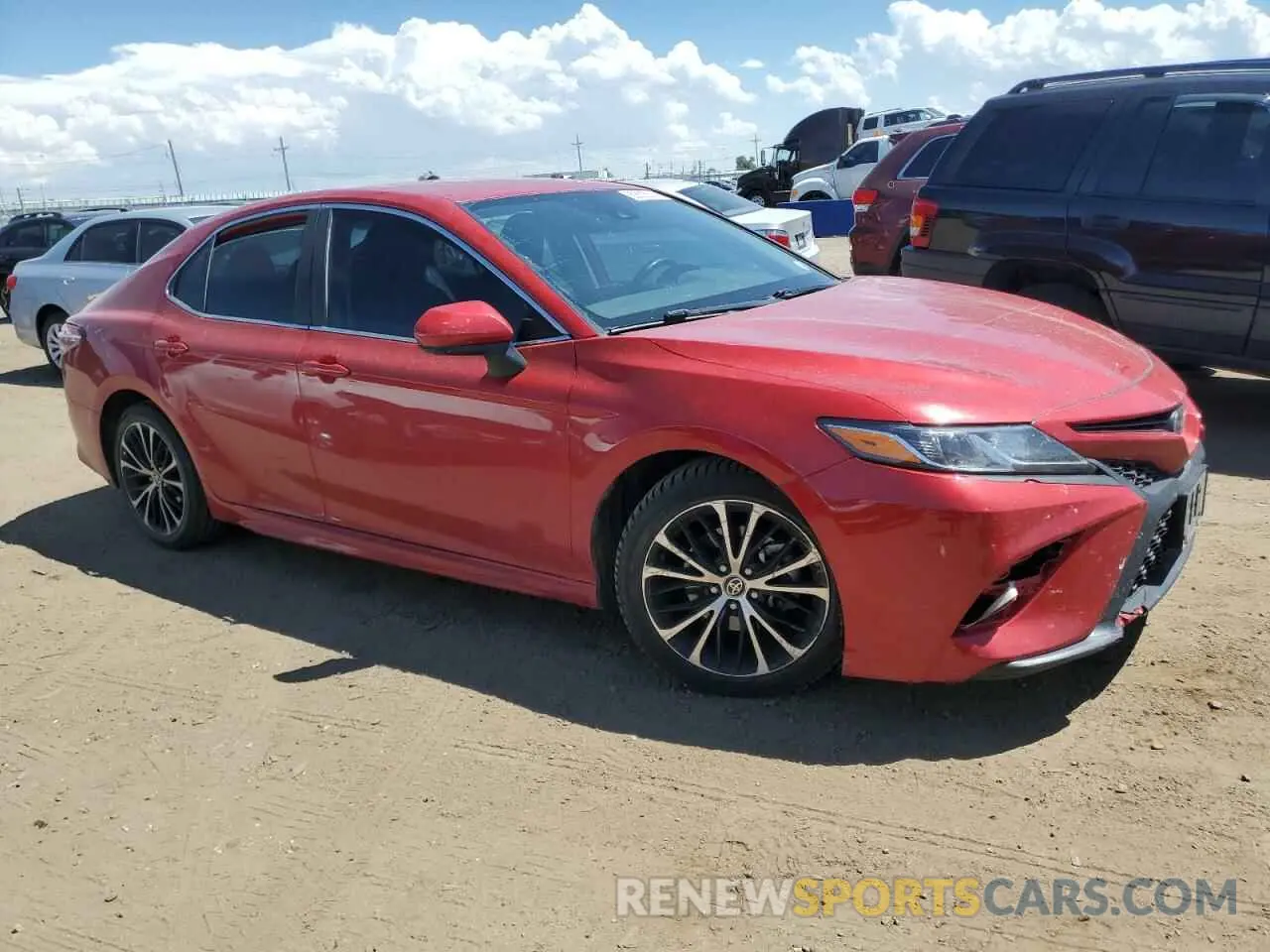 4 Photograph of a damaged car 4T1G11BK0LU009337 TOYOTA CAMRY 2020
