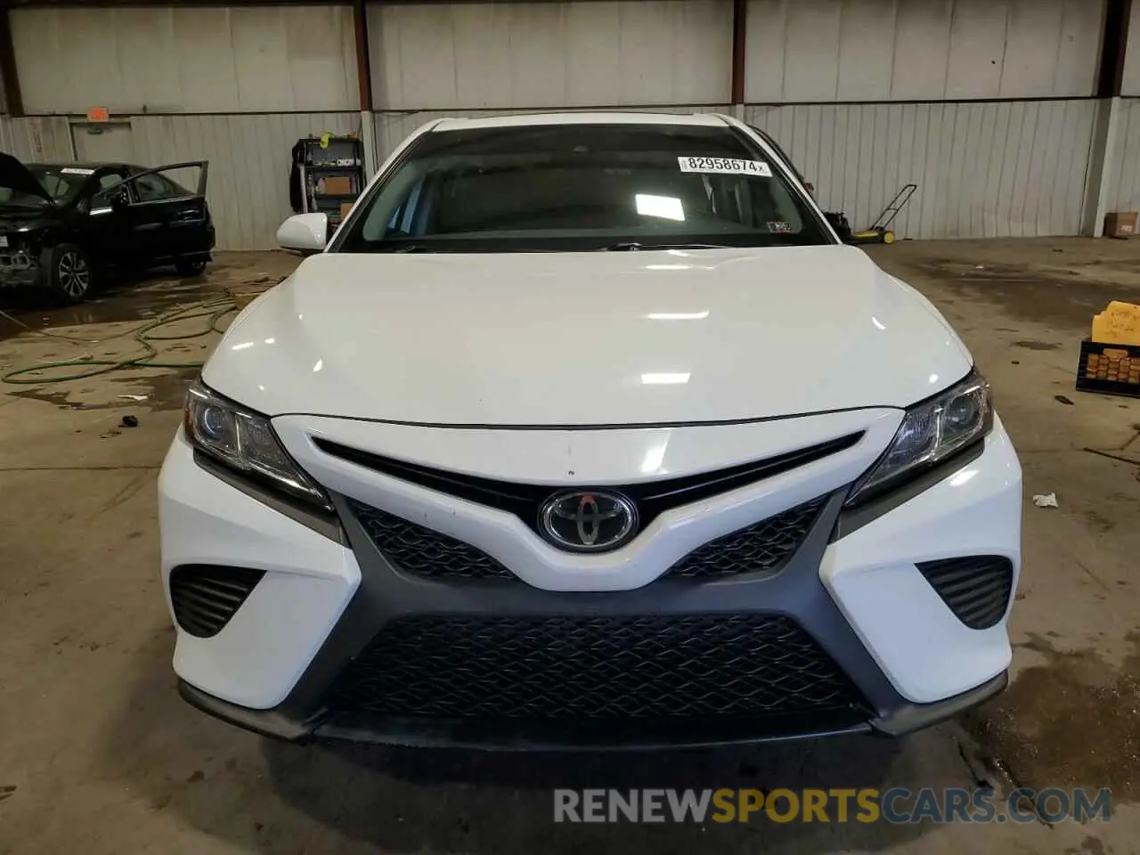 5 Photograph of a damaged car 4T1G11BK1LU019035 TOYOTA CAMRY 2020