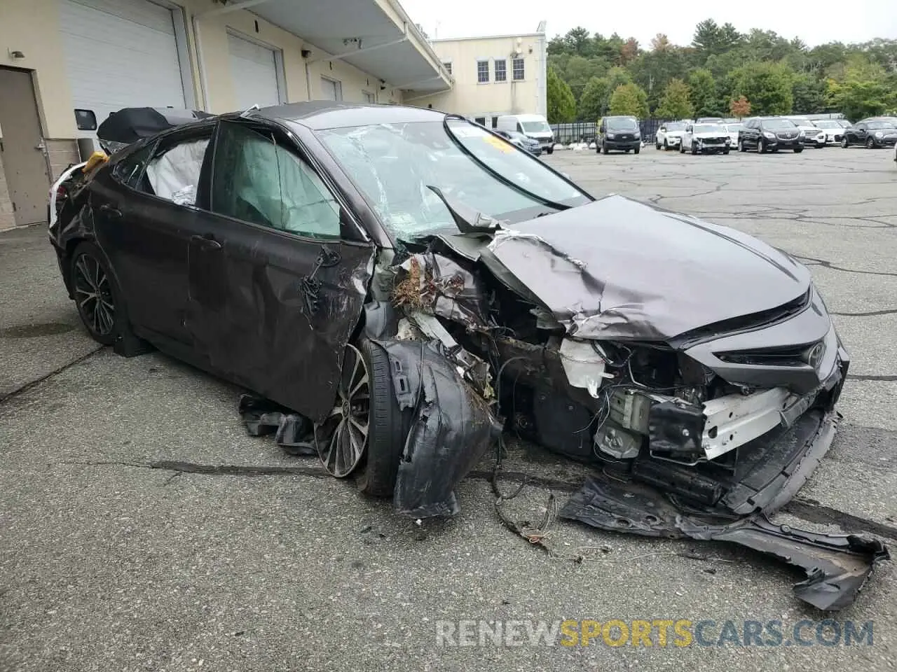 4 Photograph of a damaged car 4T1G11BK3LU019781 TOYOTA CAMRY 2020