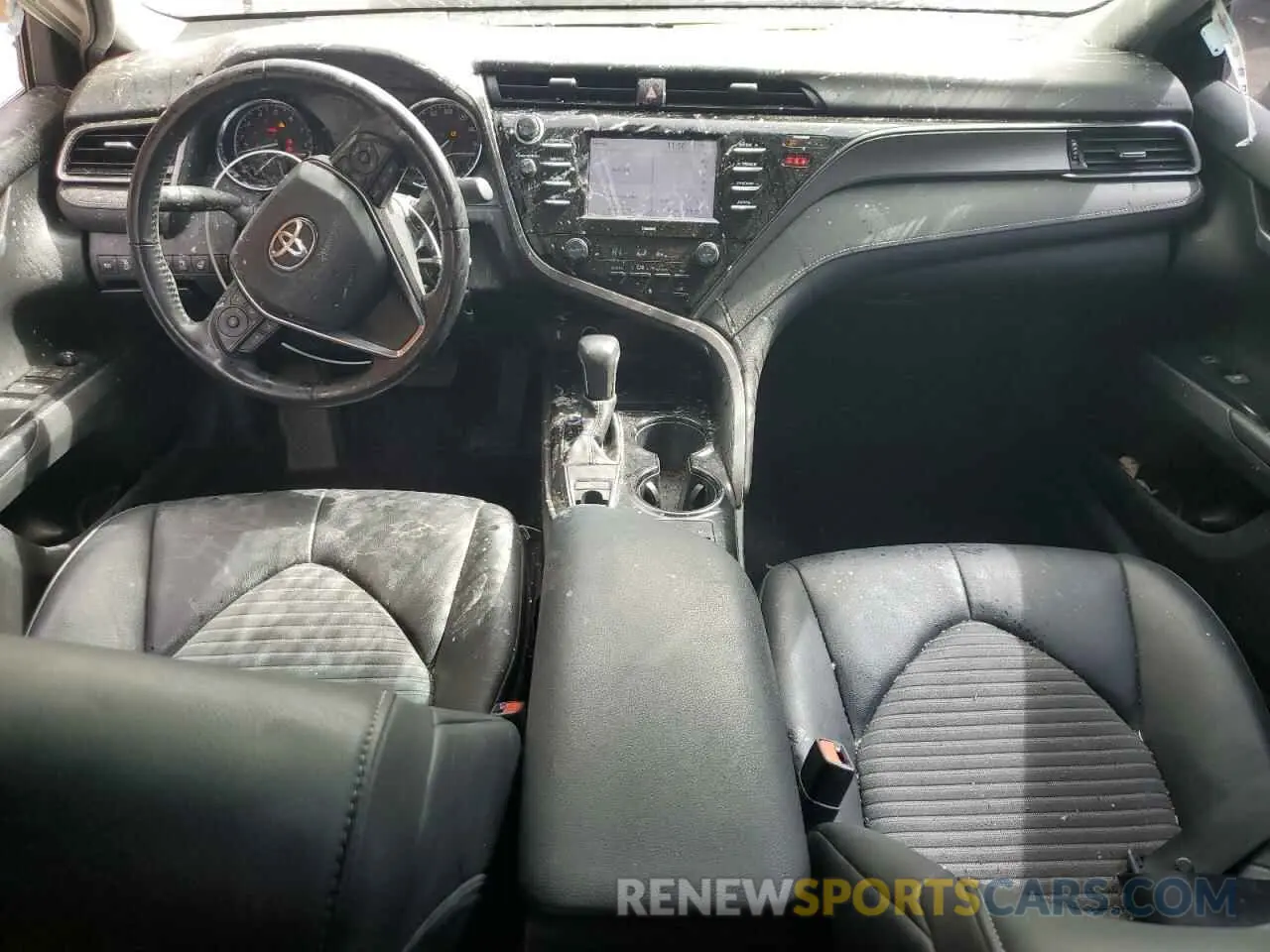 8 Фотография поврежденного автомобиля 4T1G11BK6LU011867 TOYOTA CAMRY 2020
