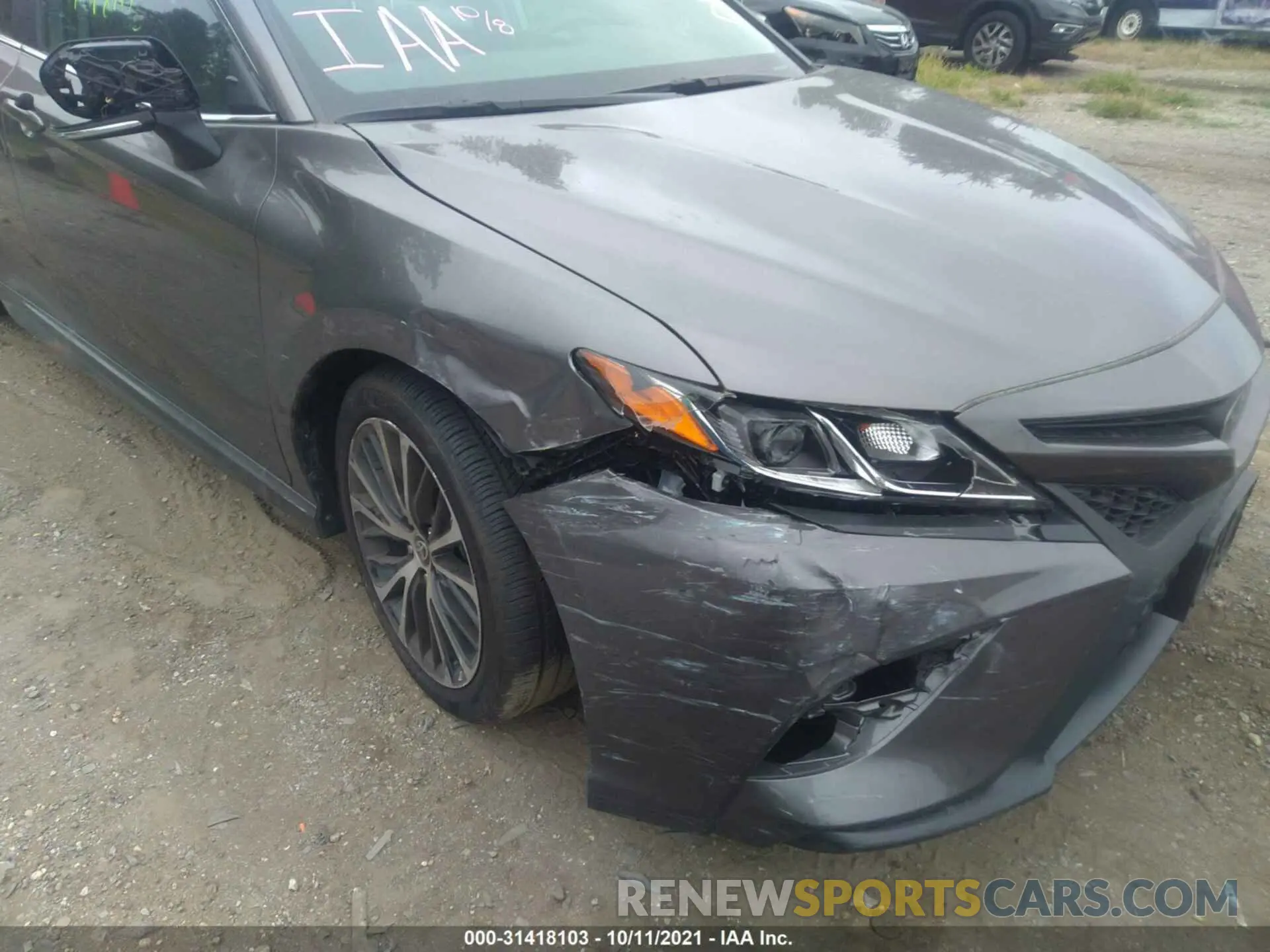 6 Photograph of a damaged car 4T1G11BK7LU015149 TOYOTA CAMRY 2020
