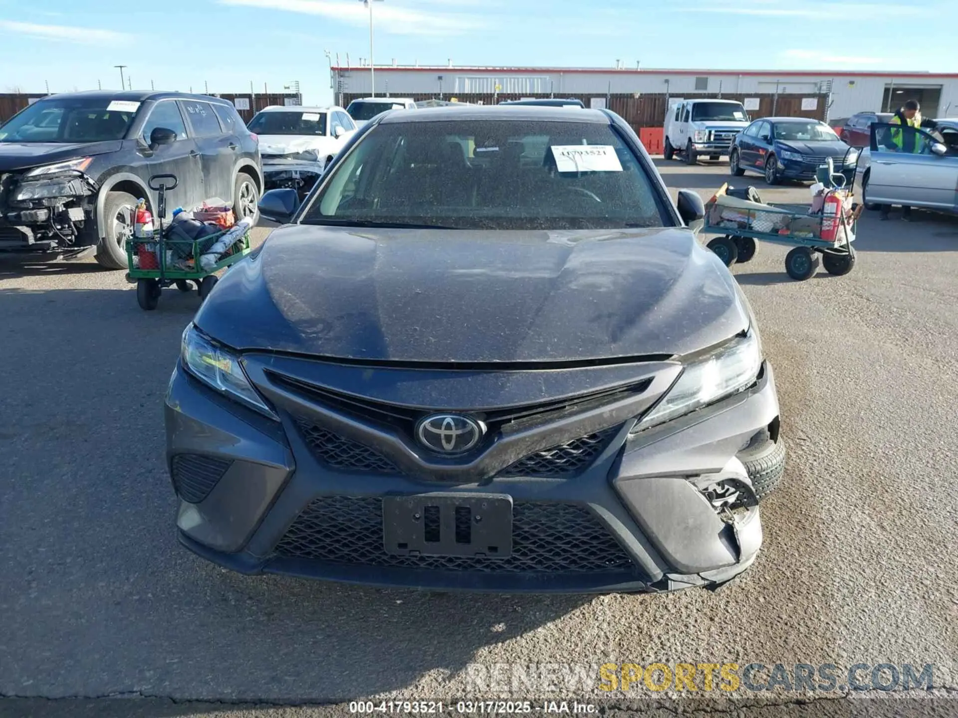 12 Фотография поврежденного автомобиля 4T1G11BK8LU008226 TOYOTA CAMRY 2020