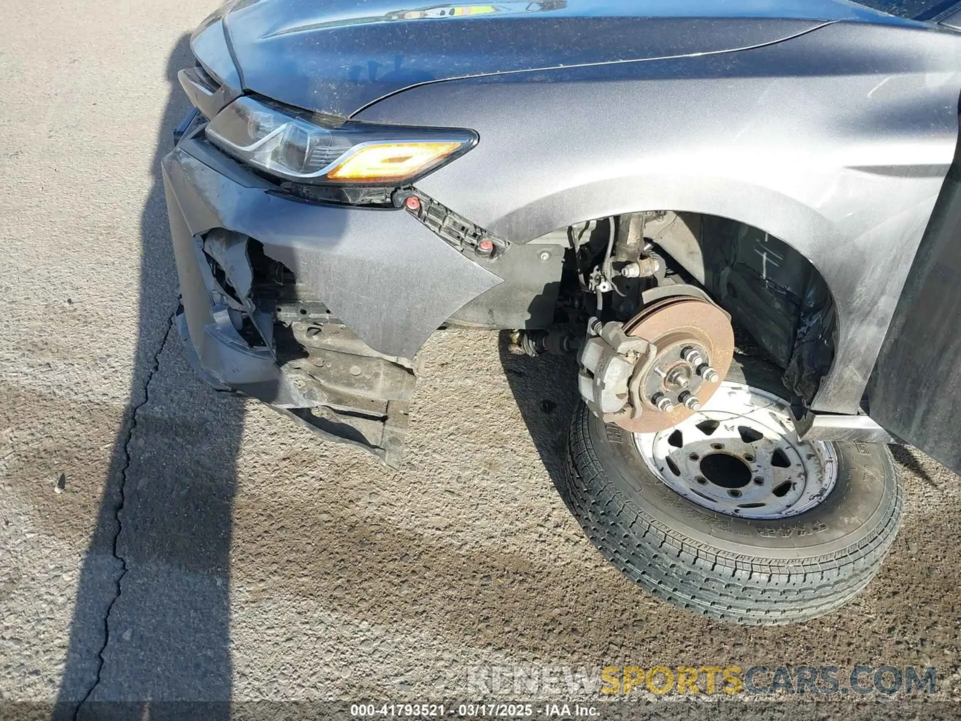 6 Фотография поврежденного автомобиля 4T1G11BK8LU008226 TOYOTA CAMRY 2020