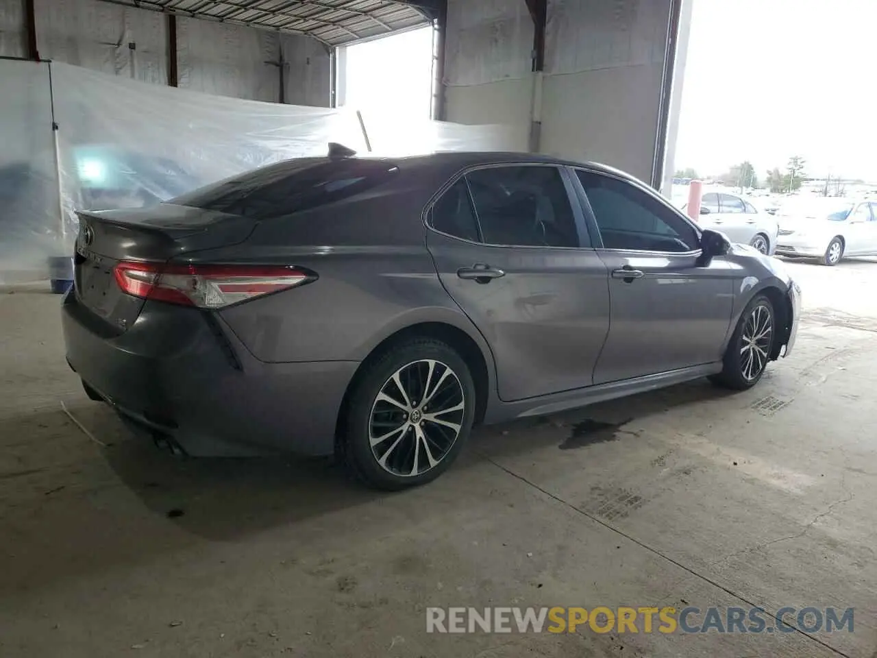 3 Photograph of a damaged car 4T1G11BK9LU017095 TOYOTA CAMRY 2020