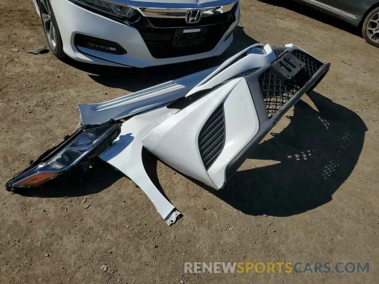 12 Photograph of a damaged car 4T1G31AK1LU012131 TOYOTA CAMRY 2020
