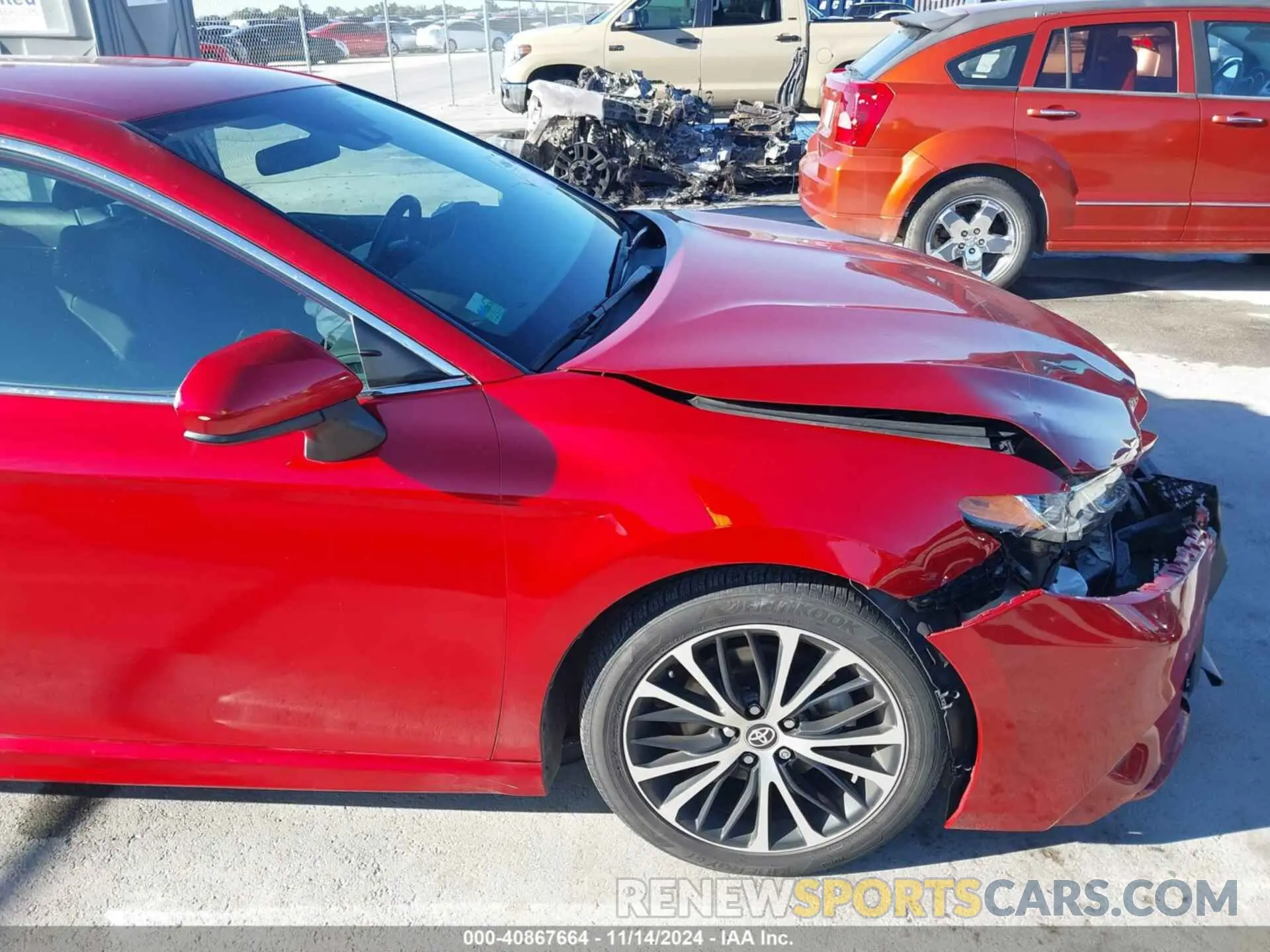17 Photograph of a damaged car 4T1G31AK2LU014437 TOYOTA CAMRY 2020