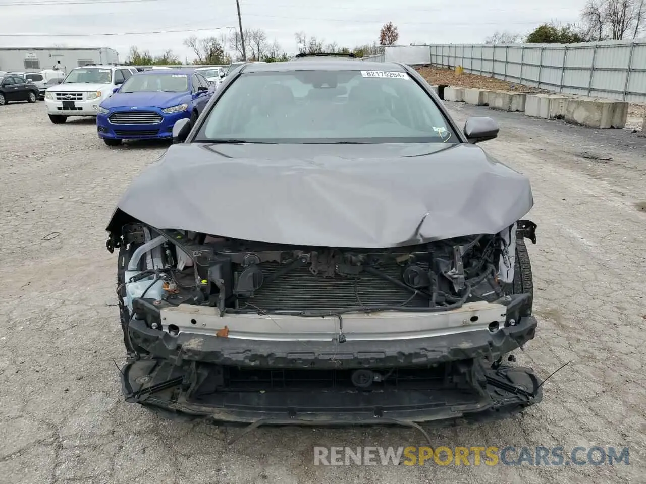 5 Photograph of a damaged car 4T1G31AK7LU542815 TOYOTA CAMRY 2020