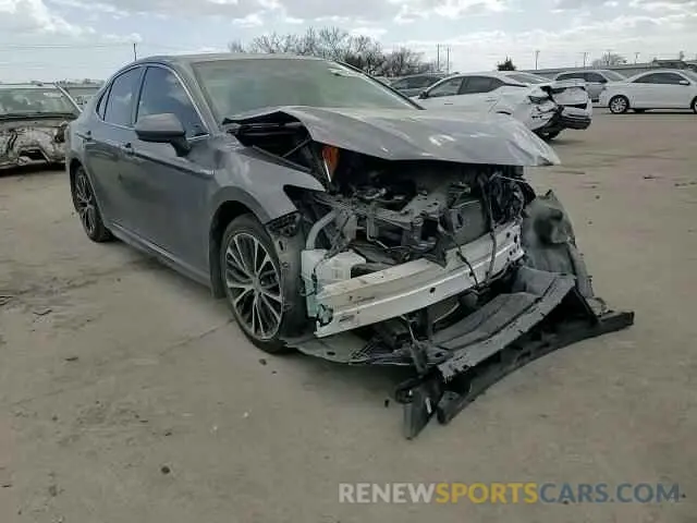 11 Photograph of a damaged car 4T1G31AK8LU544637 TOYOTA CAMRY 2020