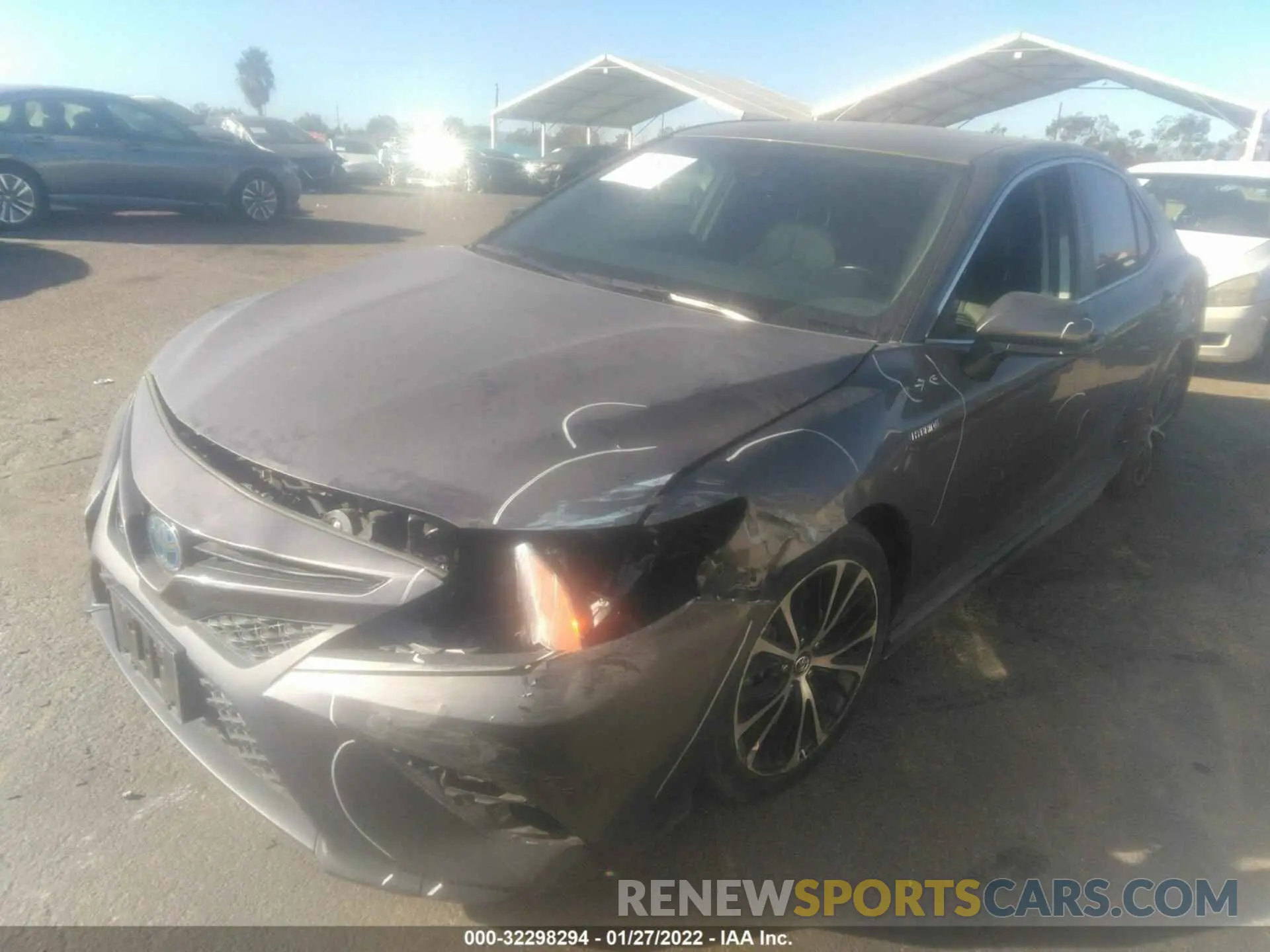 2 Photograph of a damaged car 4T1G31AKXLU012466 TOYOTA CAMRY 2020