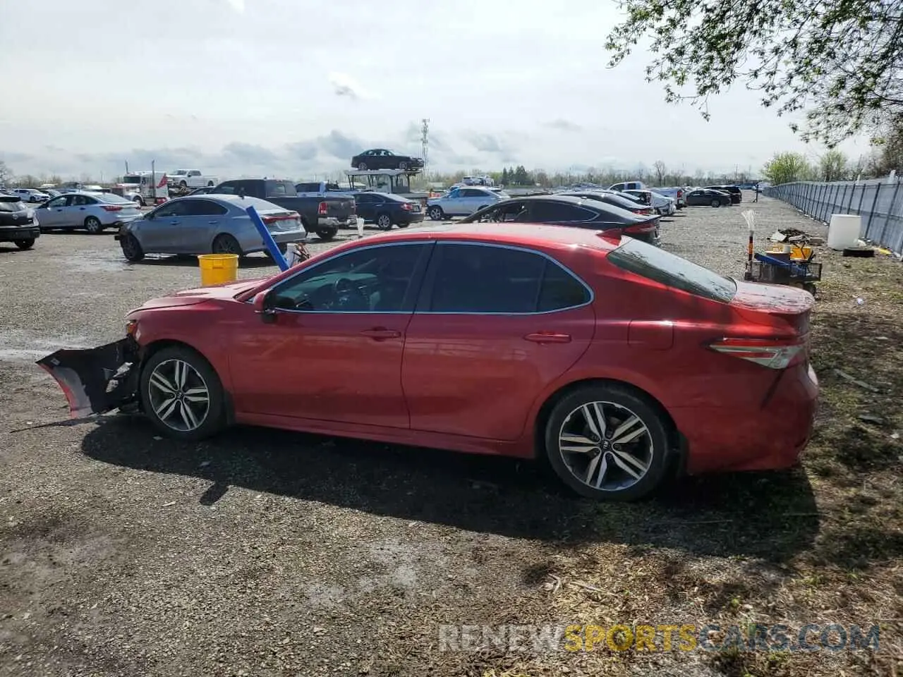 2 Photograph of a damaged car 4T1J11AK2LU360113 TOYOTA CAMRY 2020