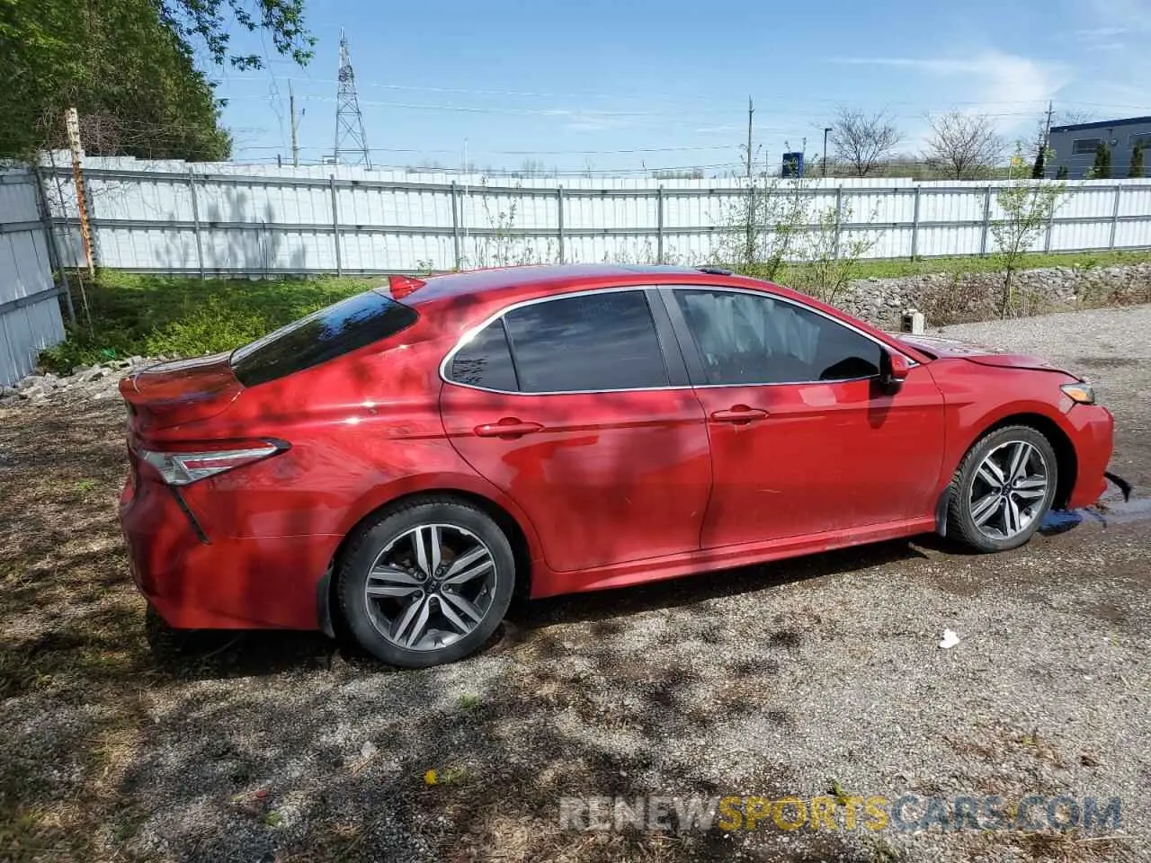 3 Photograph of a damaged car 4T1J11AK2LU360113 TOYOTA CAMRY 2020