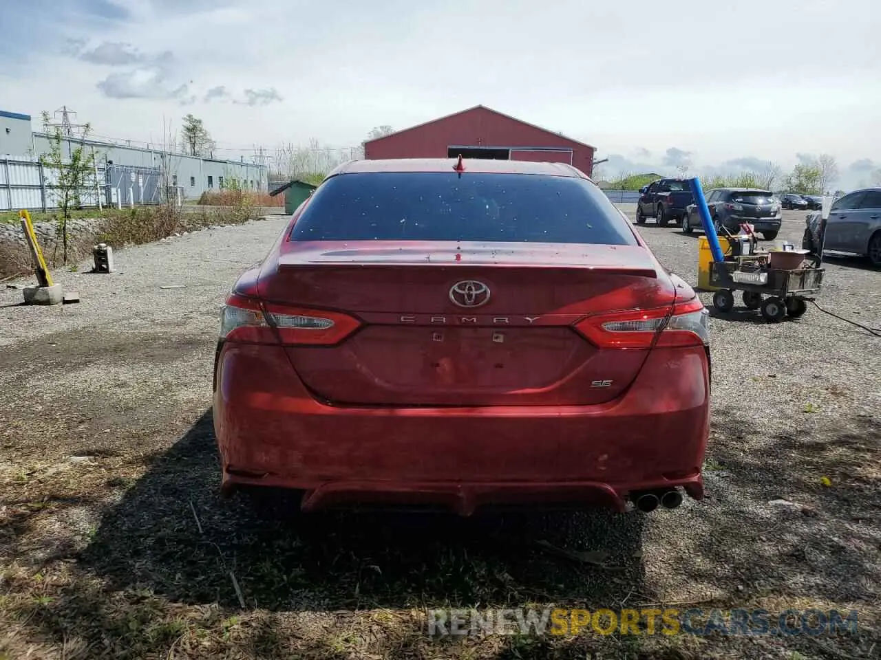 6 Photograph of a damaged car 4T1J11AK2LU360113 TOYOTA CAMRY 2020