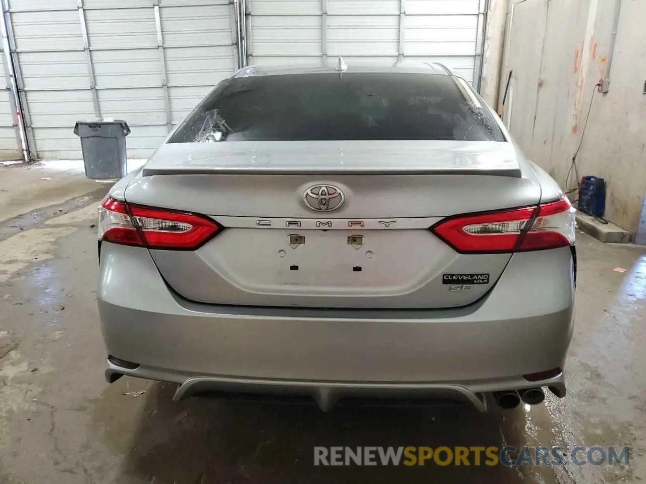 6 Photograph of a damaged car 4T1J11AK6LU858363 TOYOTA CAMRY 2020