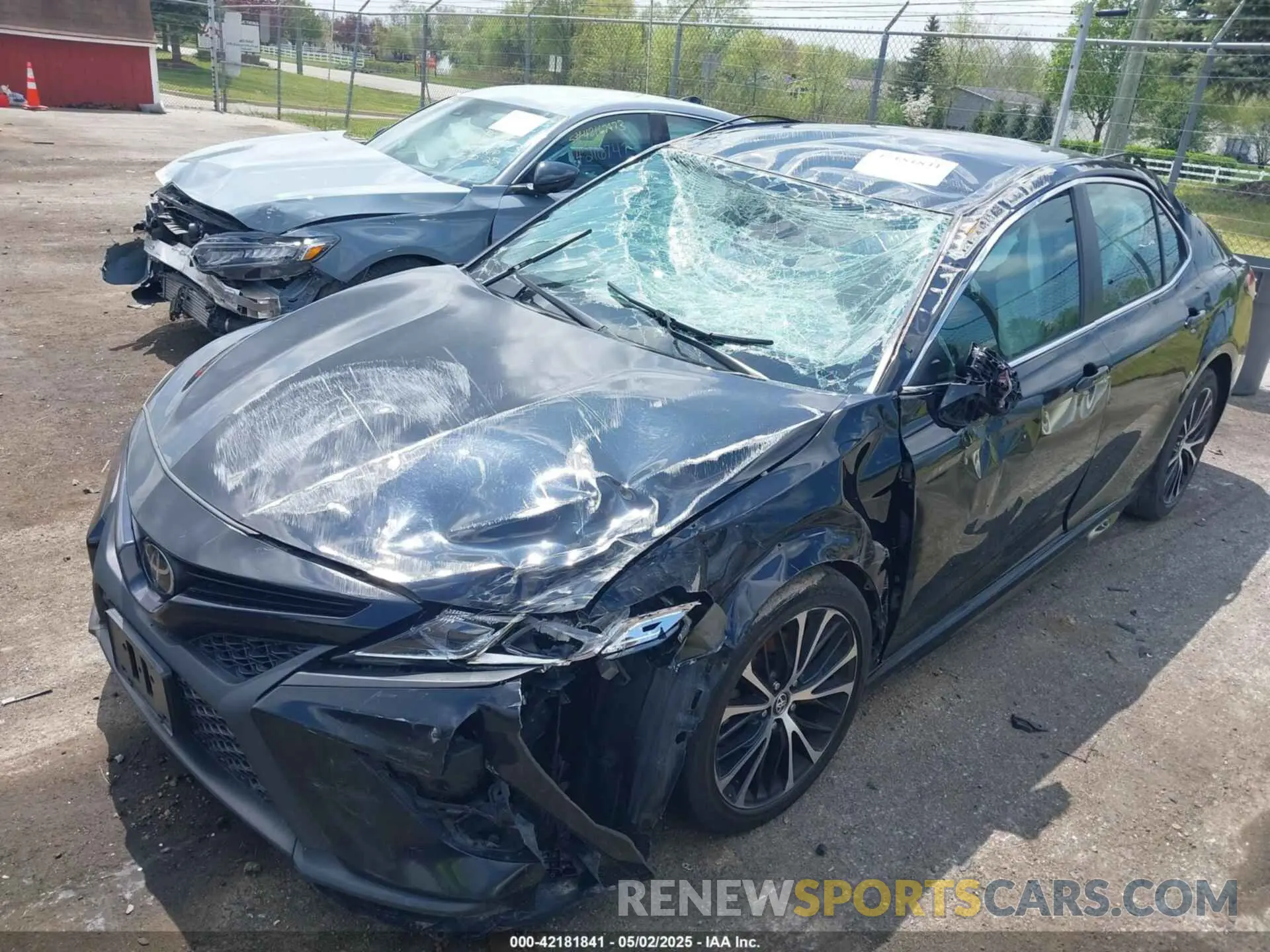 2 Фотография поврежденного автомобиля 4T1J11AK8LU862138 TOYOTA CAMRY 2020