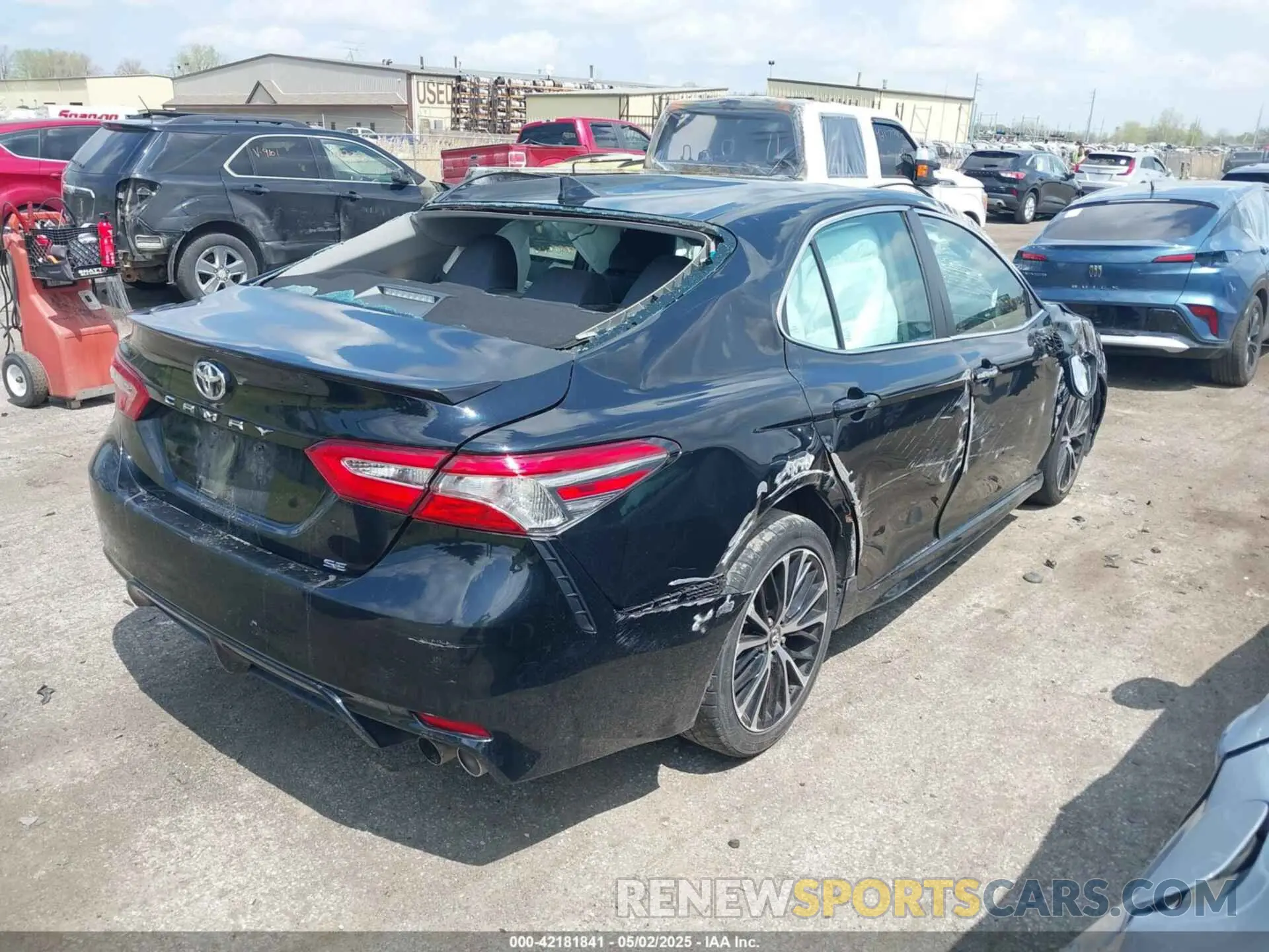 4 Фотография поврежденного автомобиля 4T1J11AK8LU862138 TOYOTA CAMRY 2020