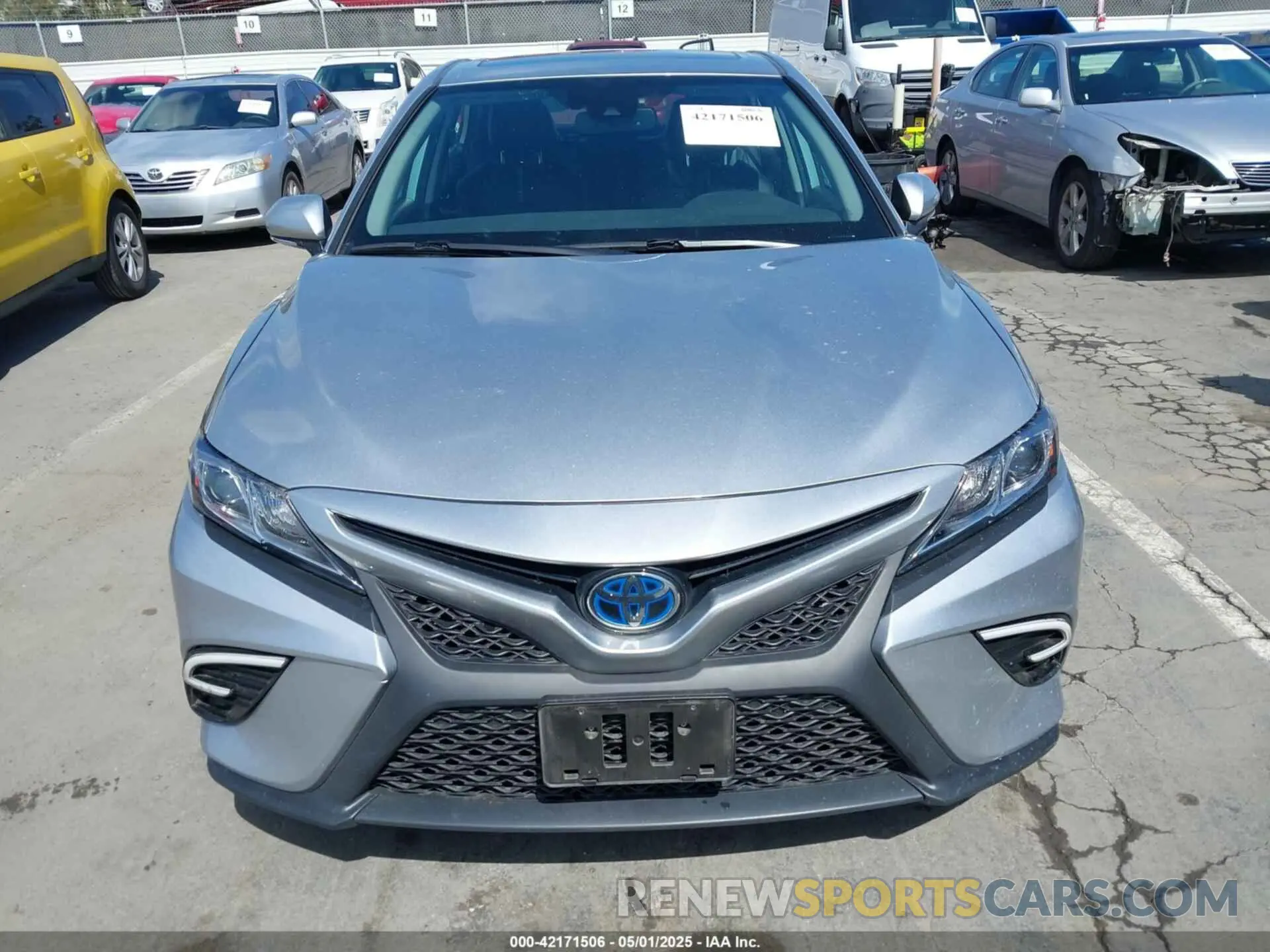 12 Фотография поврежденного автомобиля 4T1J31AK1LU537051 TOYOTA CAMRY 2020