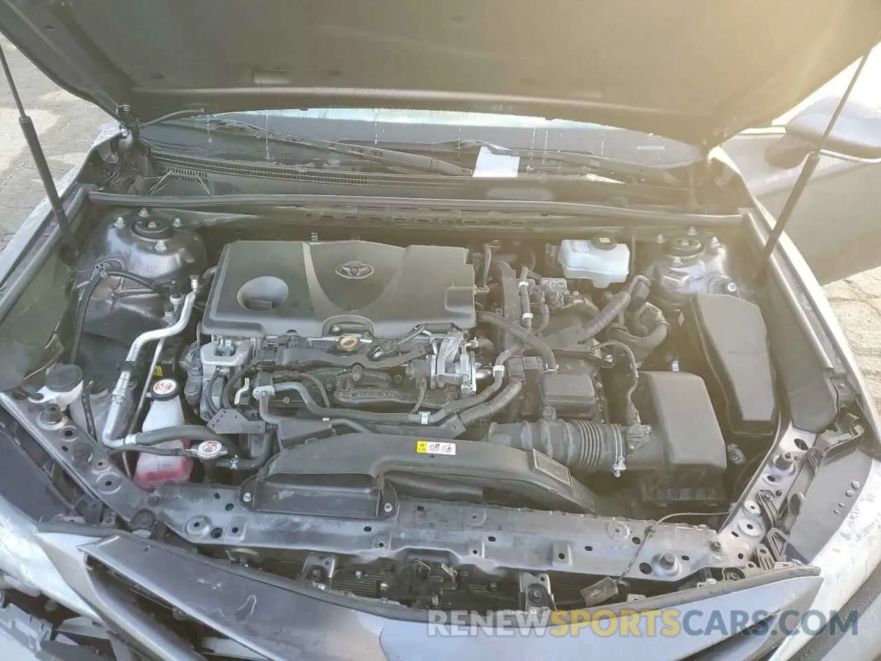 11 Photograph of a damaged car 4T1J31AK2LU533736 TOYOTA CAMRY 2020