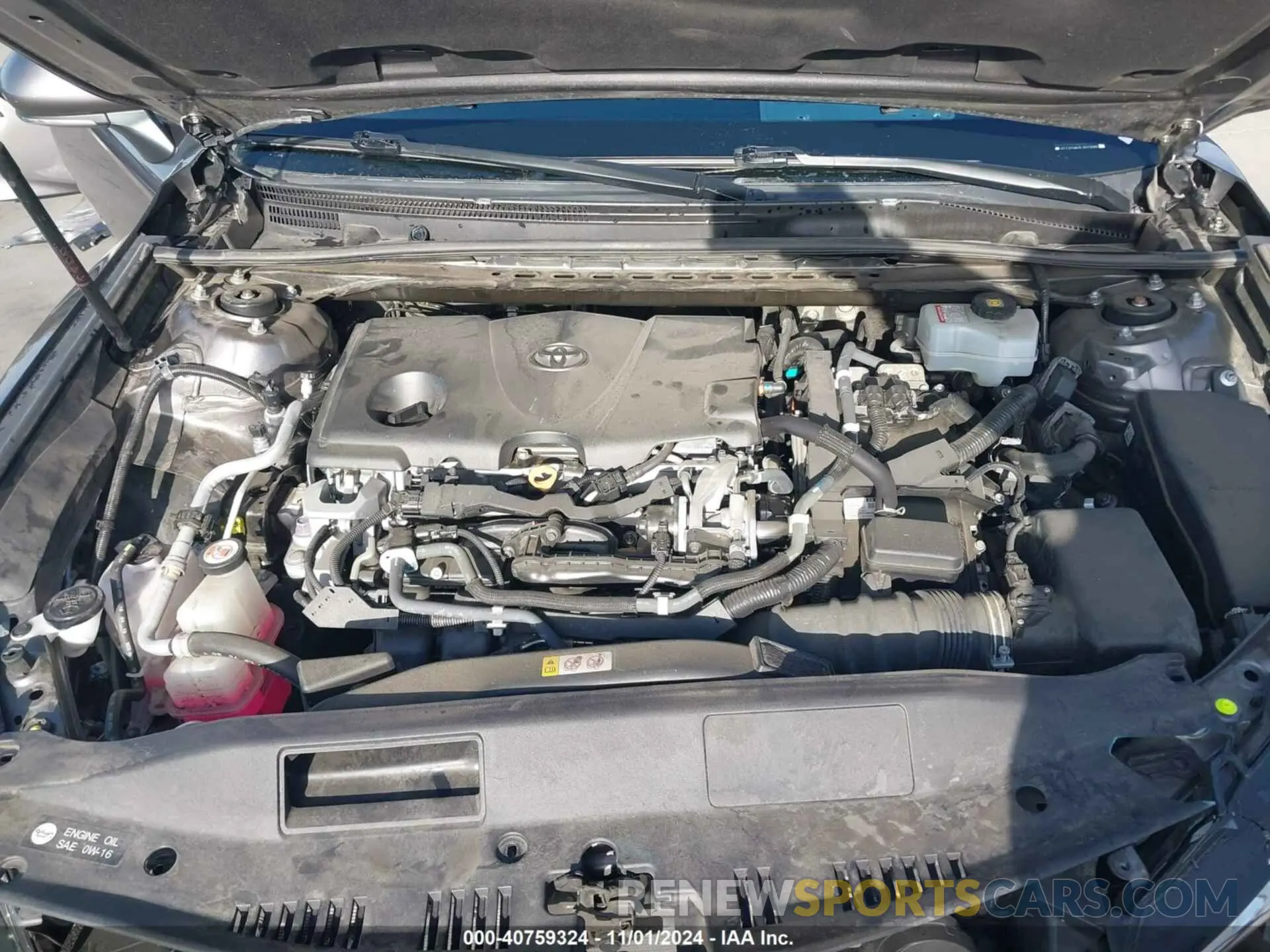 10 Photograph of a damaged car 4T1J31AK3LU523085 TOYOTA CAMRY 2020