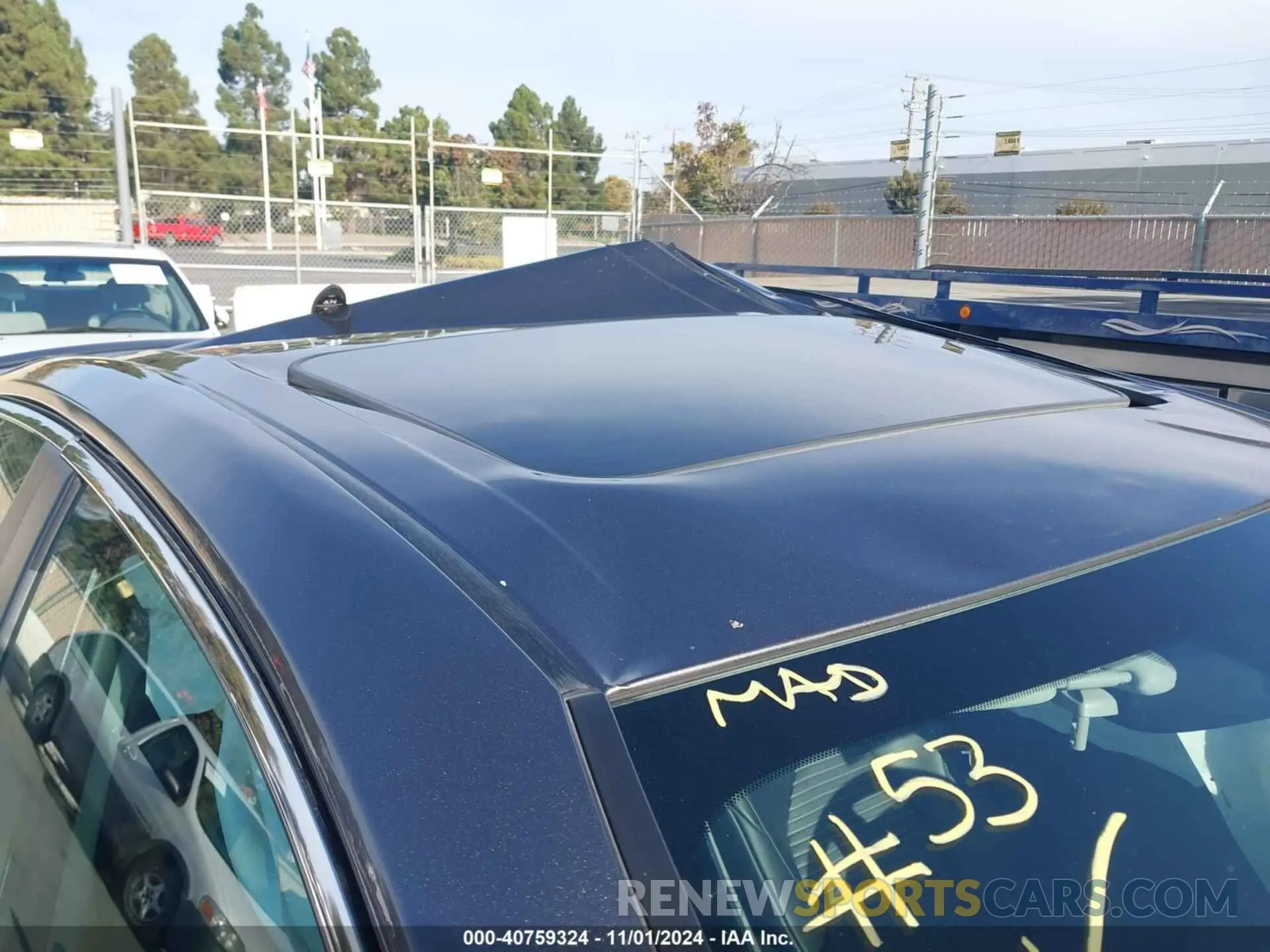 18 Photograph of a damaged car 4T1J31AK3LU523085 TOYOTA CAMRY 2020