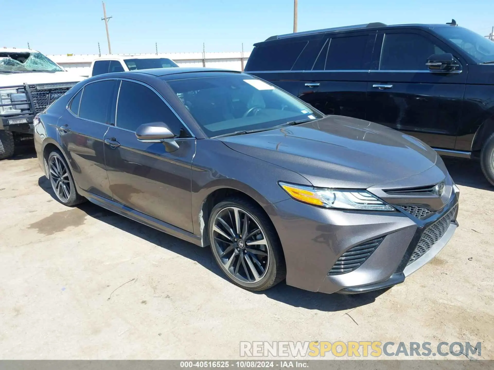 1 Photograph of a damaged car 4T1K61AK0LU355501 TOYOTA CAMRY 2020