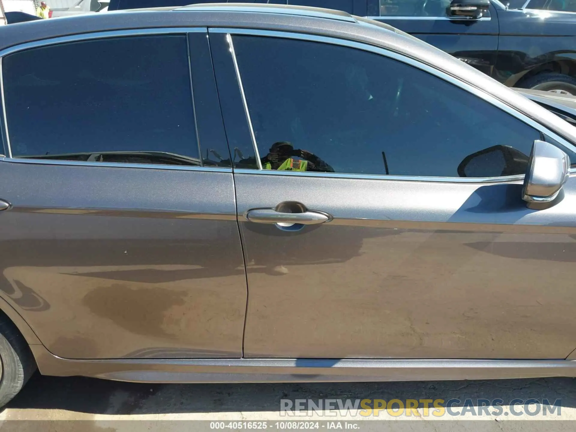 13 Photograph of a damaged car 4T1K61AK0LU355501 TOYOTA CAMRY 2020