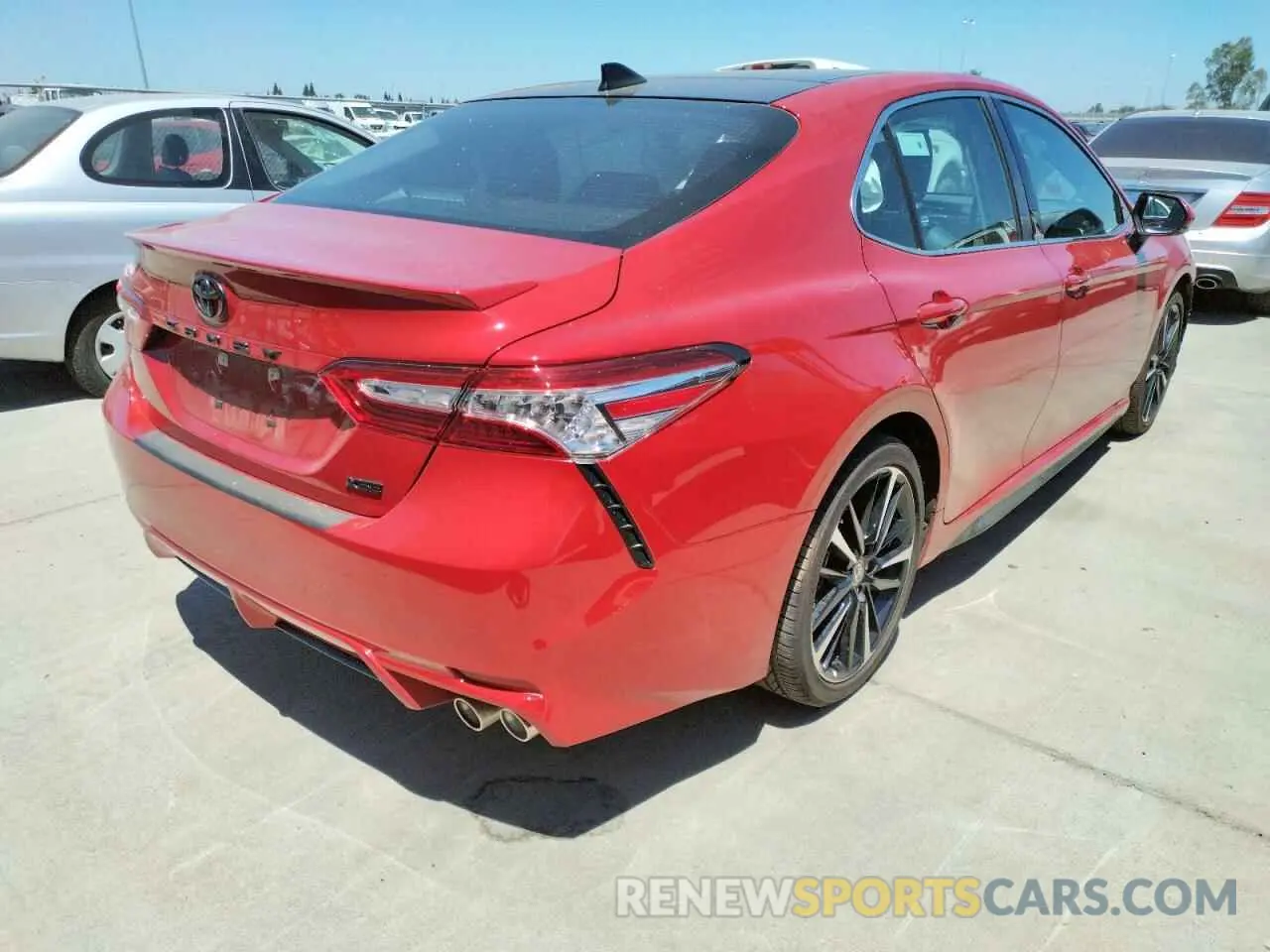 4 Фотография поврежденного автомобиля 4T1K61AK0LU373450 TOYOTA CAMRY 2020