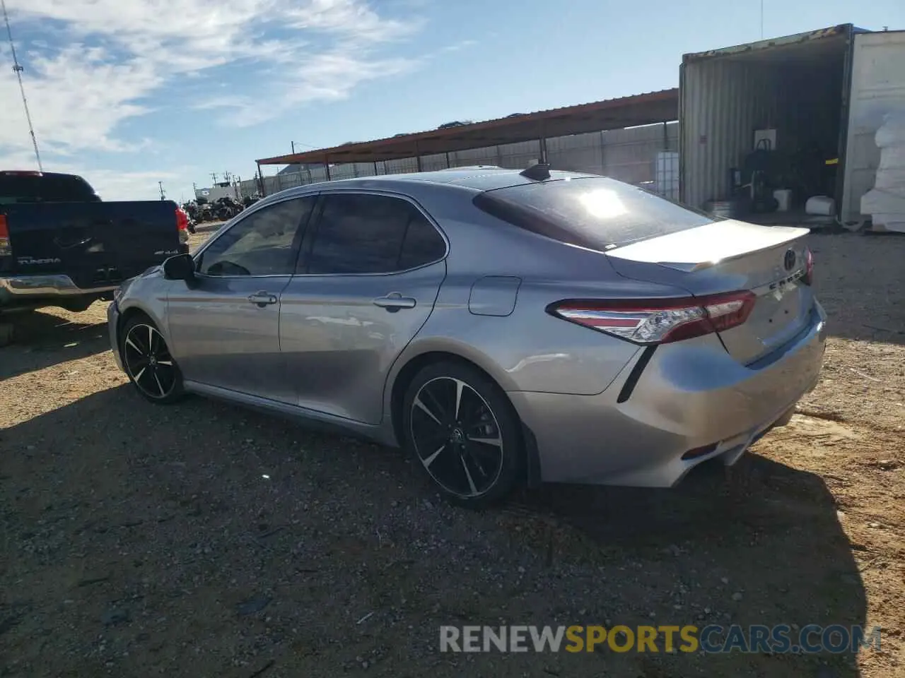 2 Photograph of a damaged car 4T1K61AK0LU924444 TOYOTA CAMRY 2020