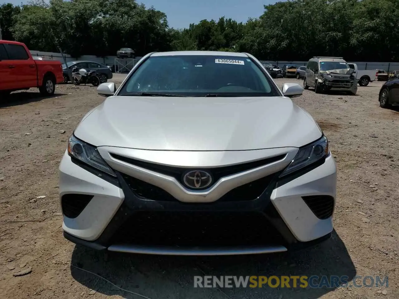 5 Photograph of a damaged car 4T1K61AK0LU944497 TOYOTA CAMRY 2020