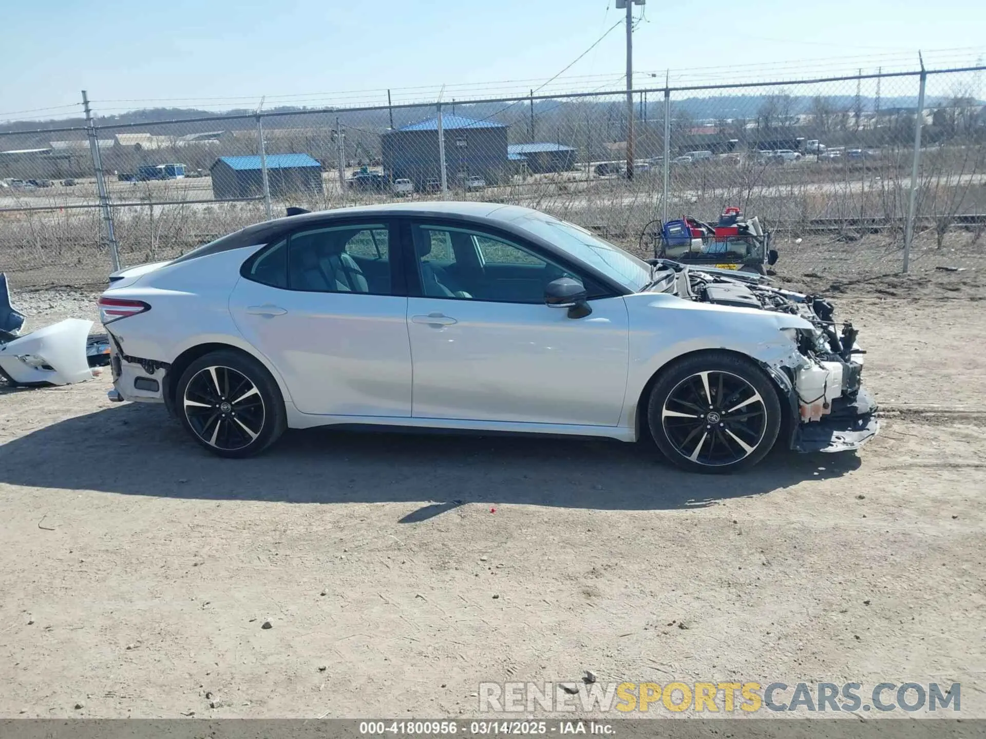 14 Photograph of a damaged car 4T1K61AK1LU317081 TOYOTA CAMRY 2020
