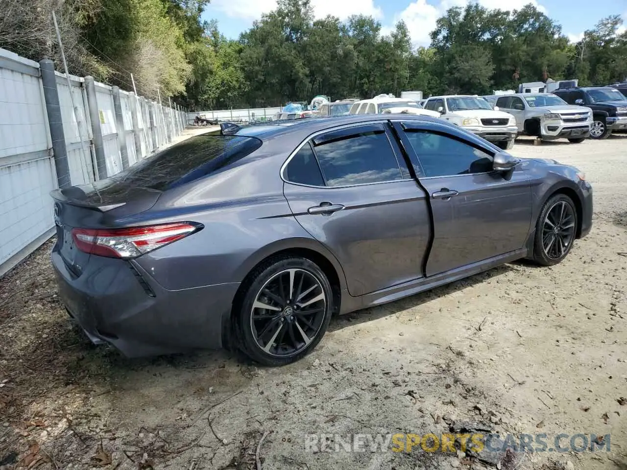 3 Photograph of a damaged car 4T1K61AK1LU378351 TOYOTA CAMRY 2020