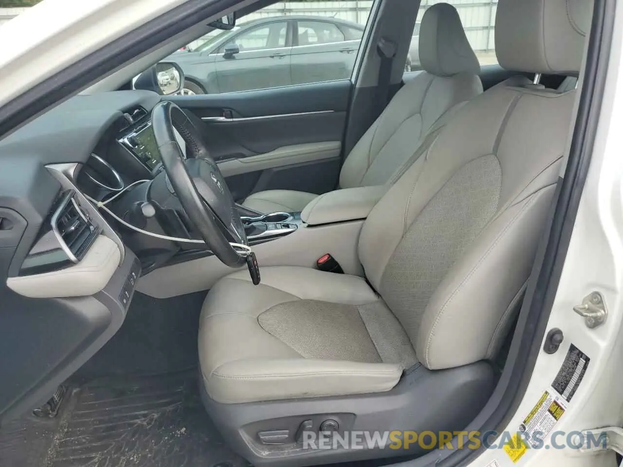 7 Photograph of a damaged car 4T1K61AK1LU386286 TOYOTA CAMRY 2020