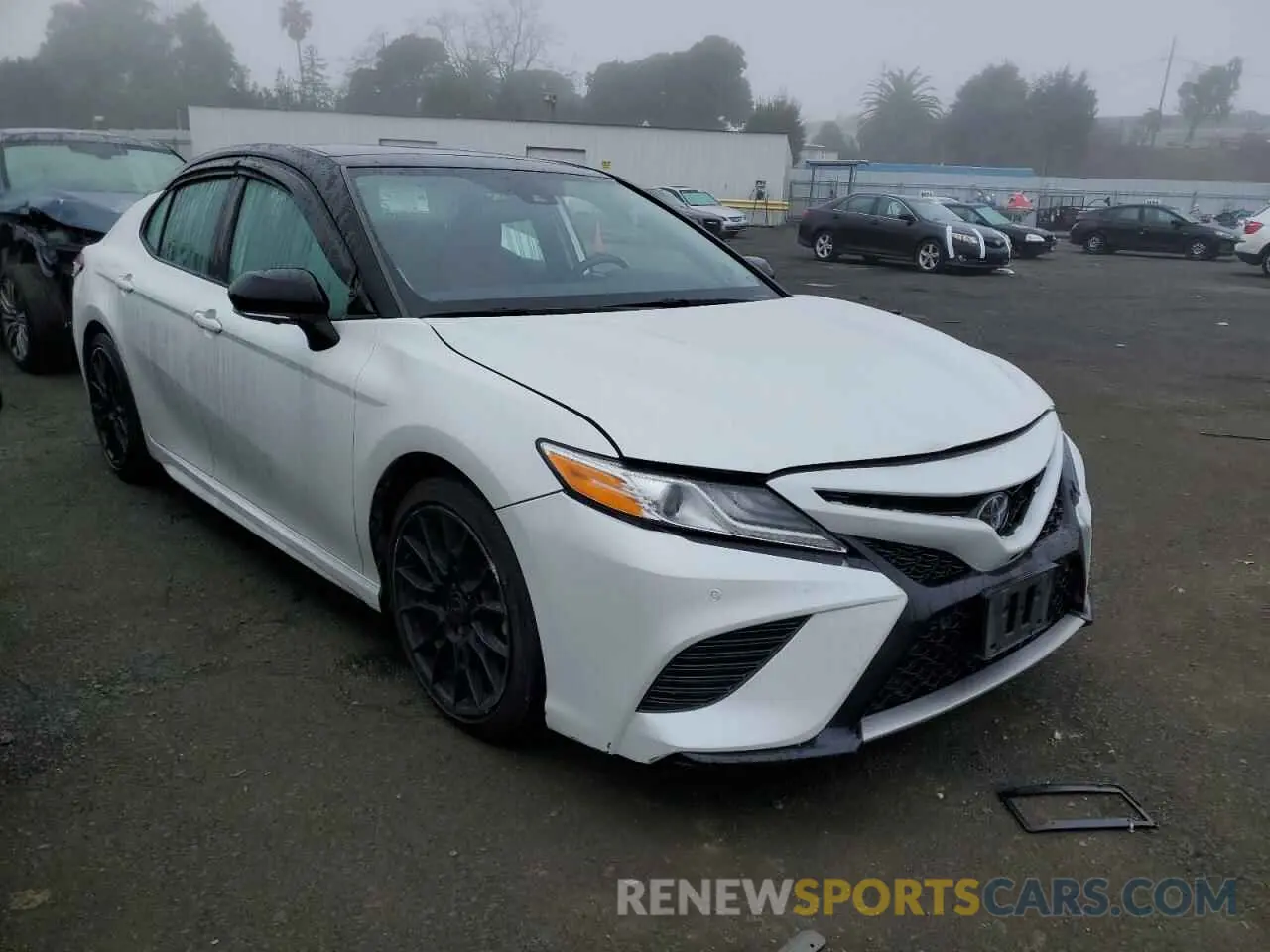 4 Photograph of a damaged car 4T1K61AK1LU397059 TOYOTA CAMRY 2020